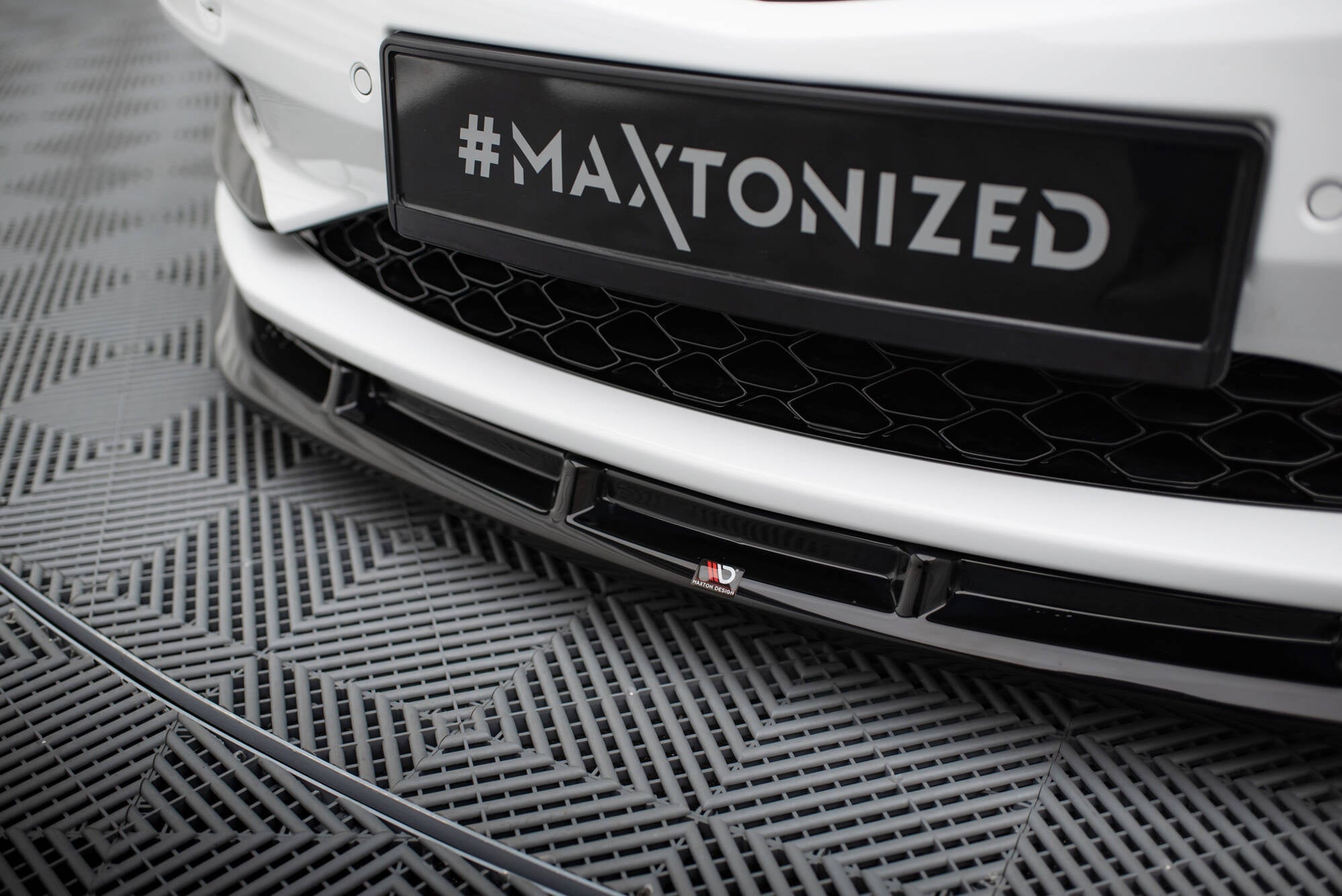 Prelungire splitter bara fata Opel Cascada 2013-2019 v1 - Maxton Design