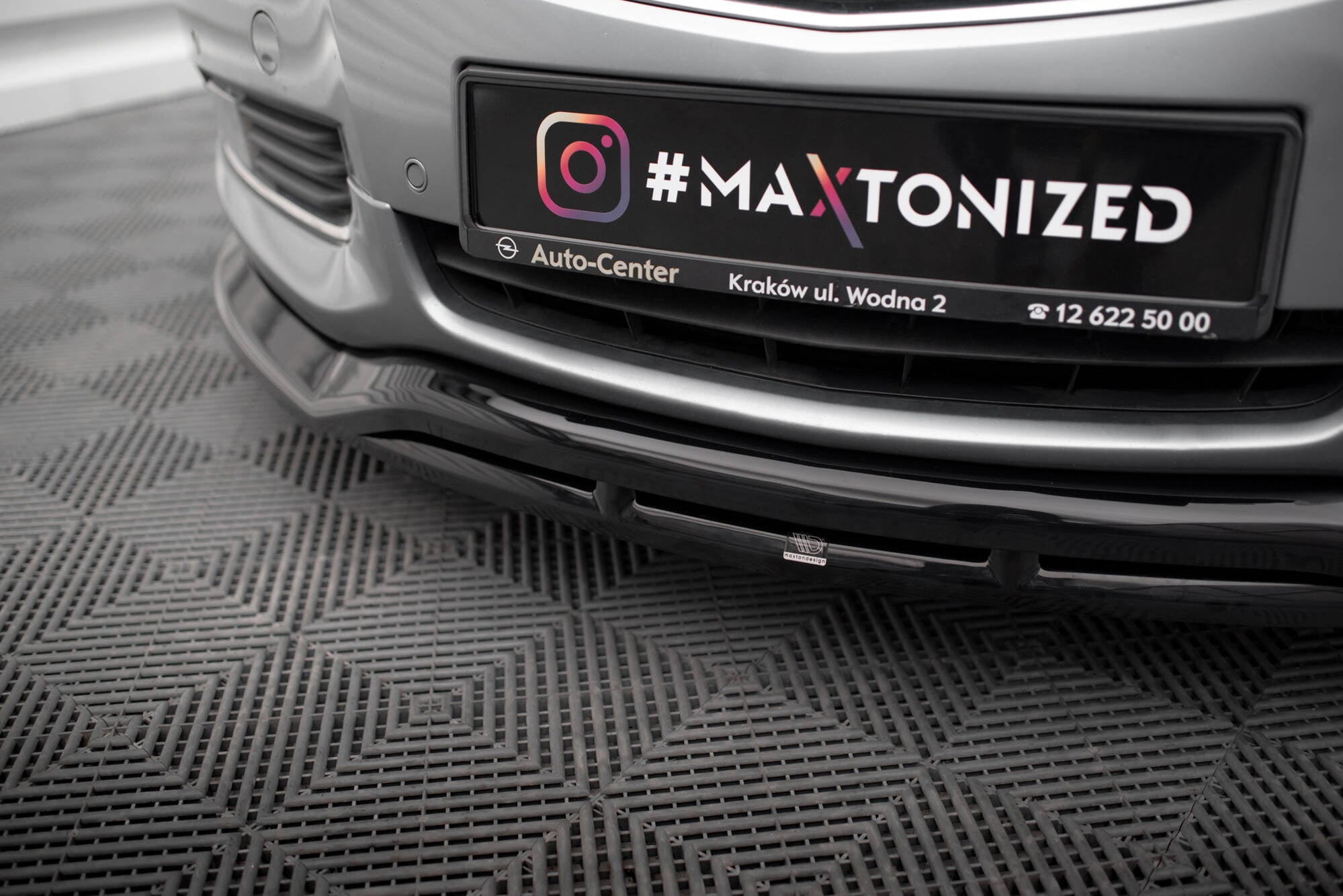 Prelungire splitter bara fata Opel Insignia OPC-Line Mk1 2008-2013 v9 - Maxton Design