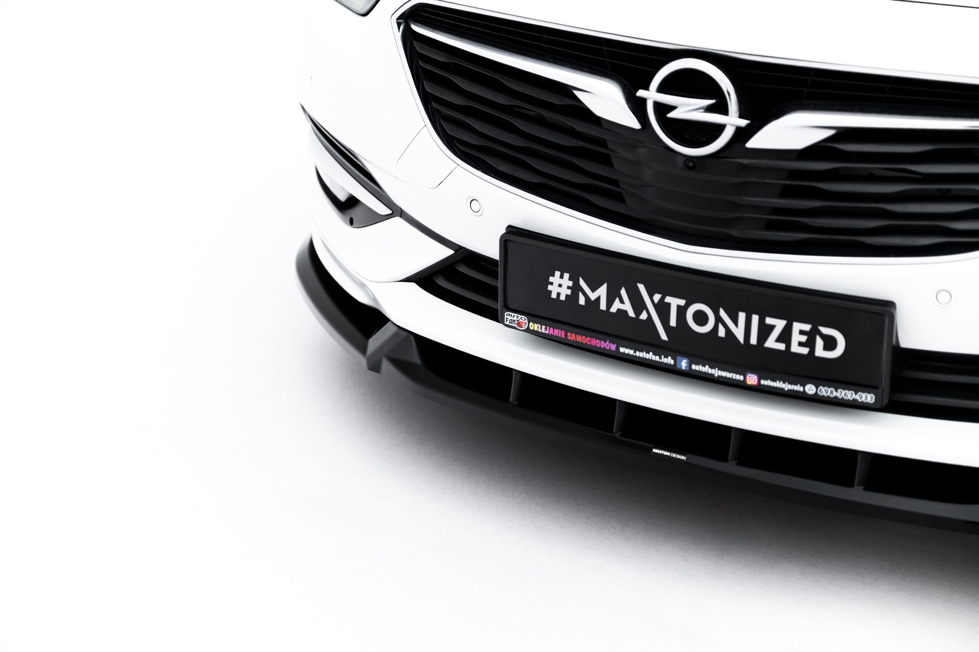 Prelungire splitter bara fata Opel Insignia OPC-Line Mk2 2017-2020 v4 - Maxton Design