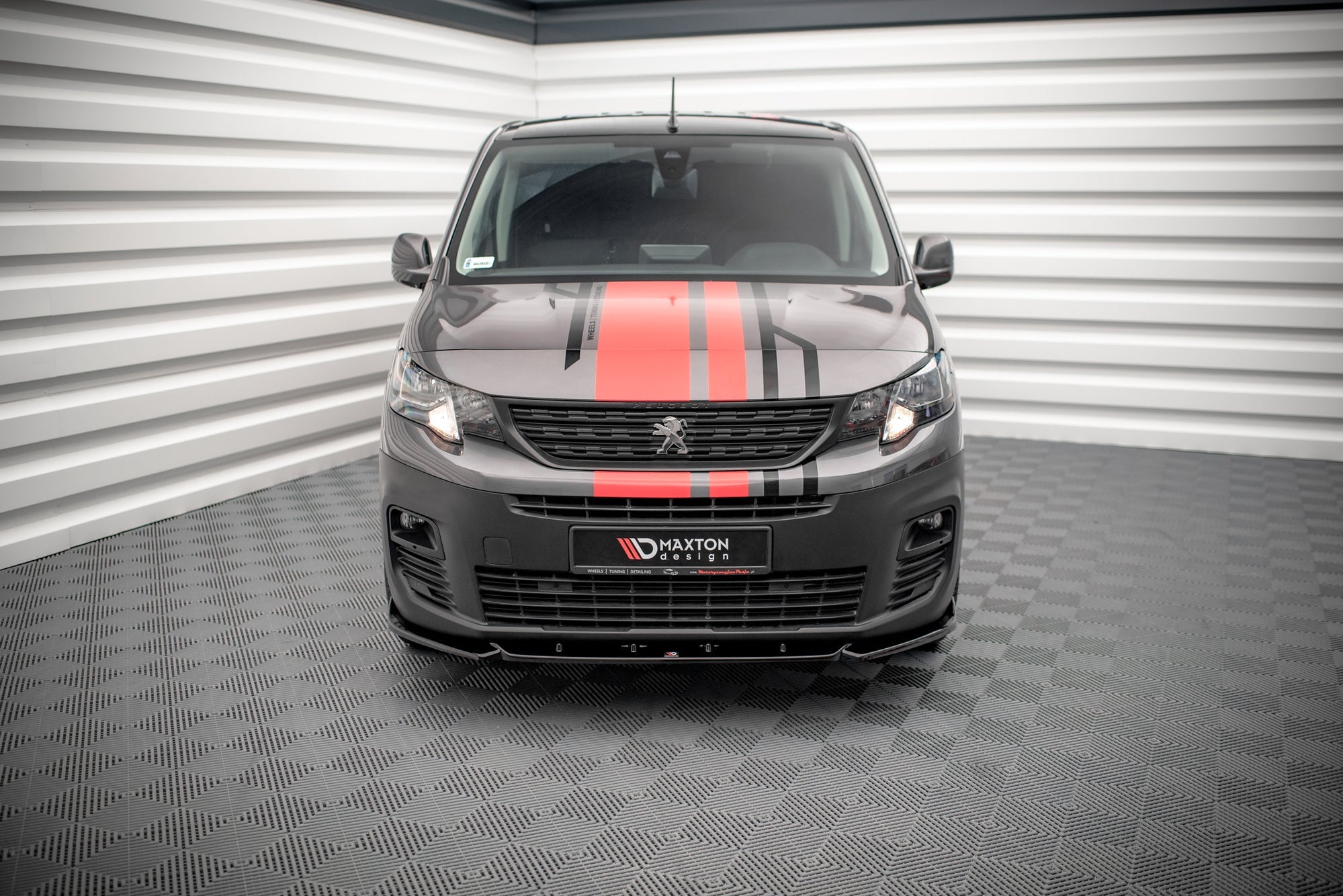 Prelungire splitter bara fata Peugeot Partner Mk3 2018- v1 - Maxton Design