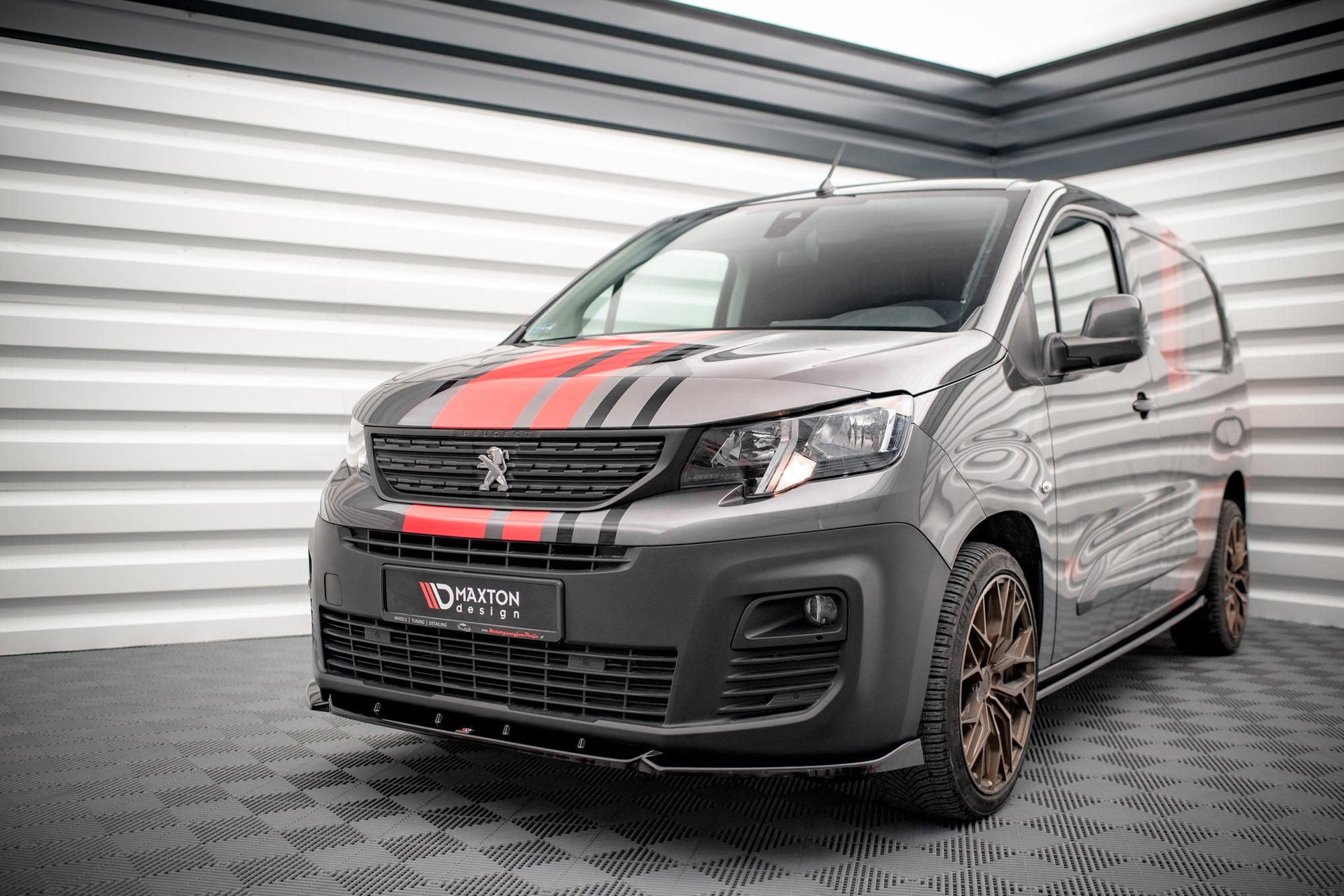 Prelungire splitter bara fata Peugeot Partner Mk3 2018- v1 - Maxton Design