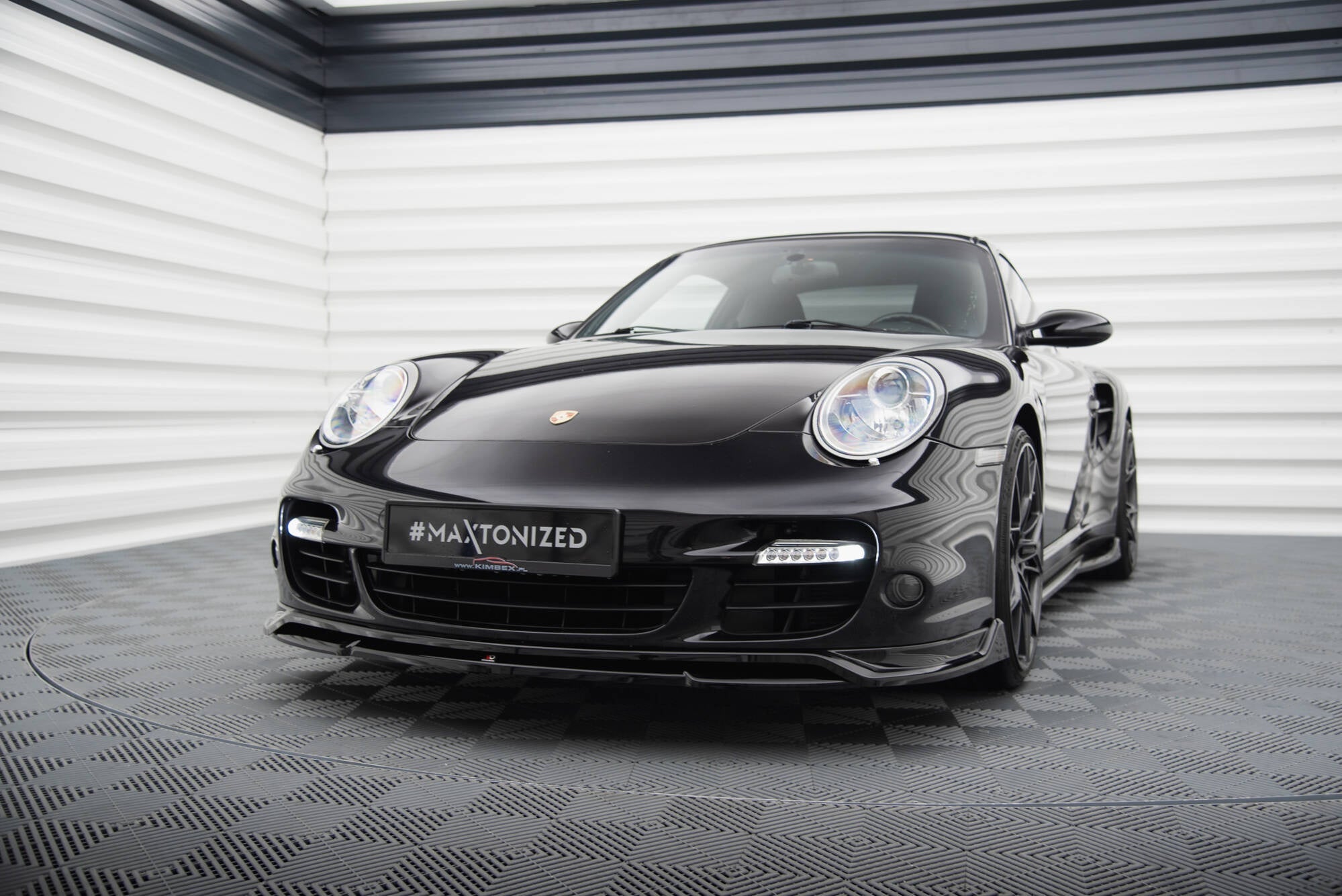 Prelungire splitter bara fata Porsche 911 Turbo 997 2006-2009 v5 - Maxton Design