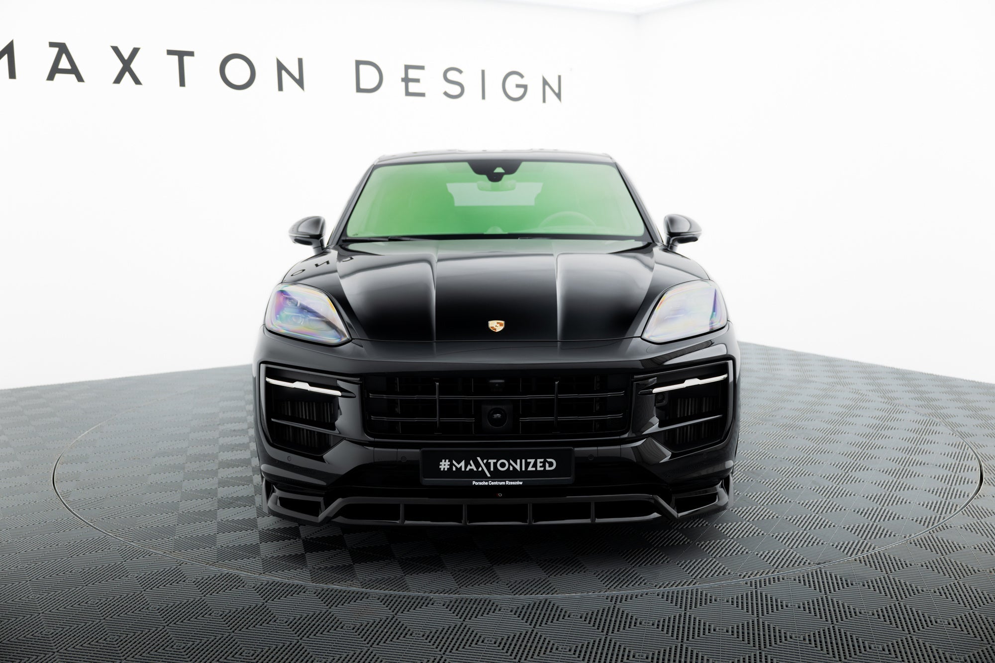 Prelungire splitter bara fata Porsche Cayenne Mk3 Facelift 2023- v3 - Maxton Design