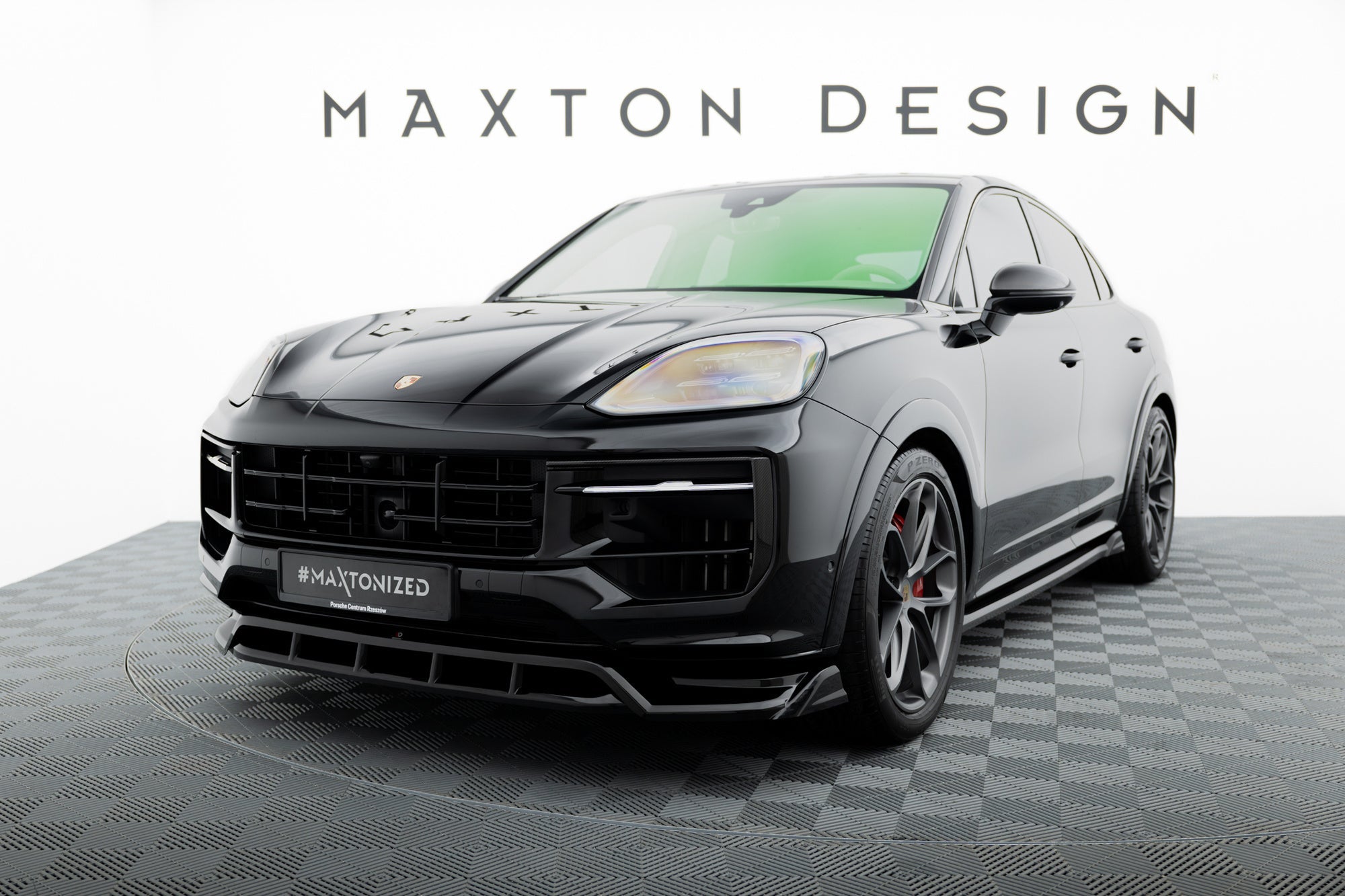 Prelungire splitter bara fata Porsche Cayenne Mk3 Facelift 2023- v3 - Maxton Design