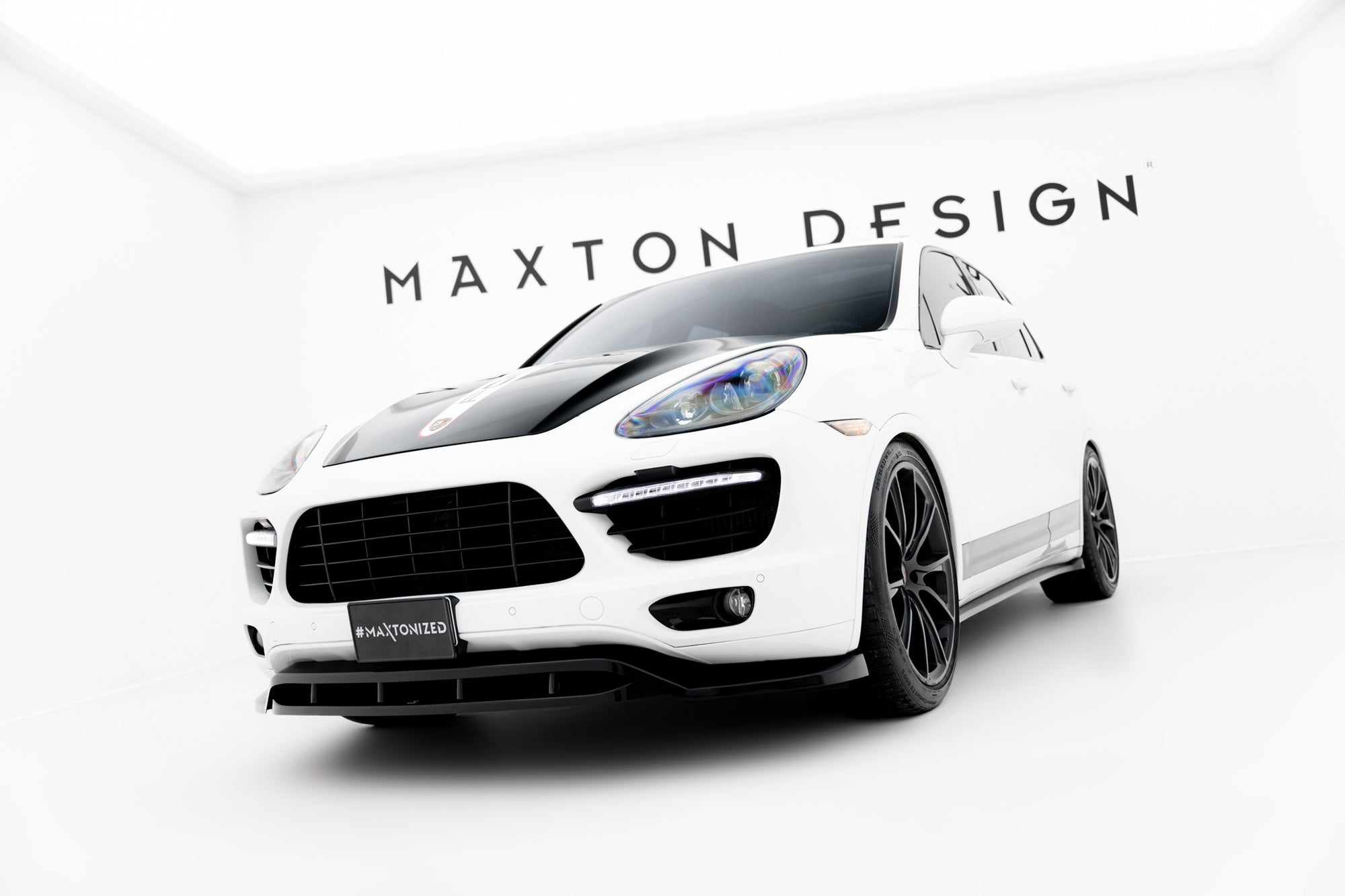 Prelungire splitter bara fata Porsche Cayenne Mk2 2010-2014 v1 - Maxton Design