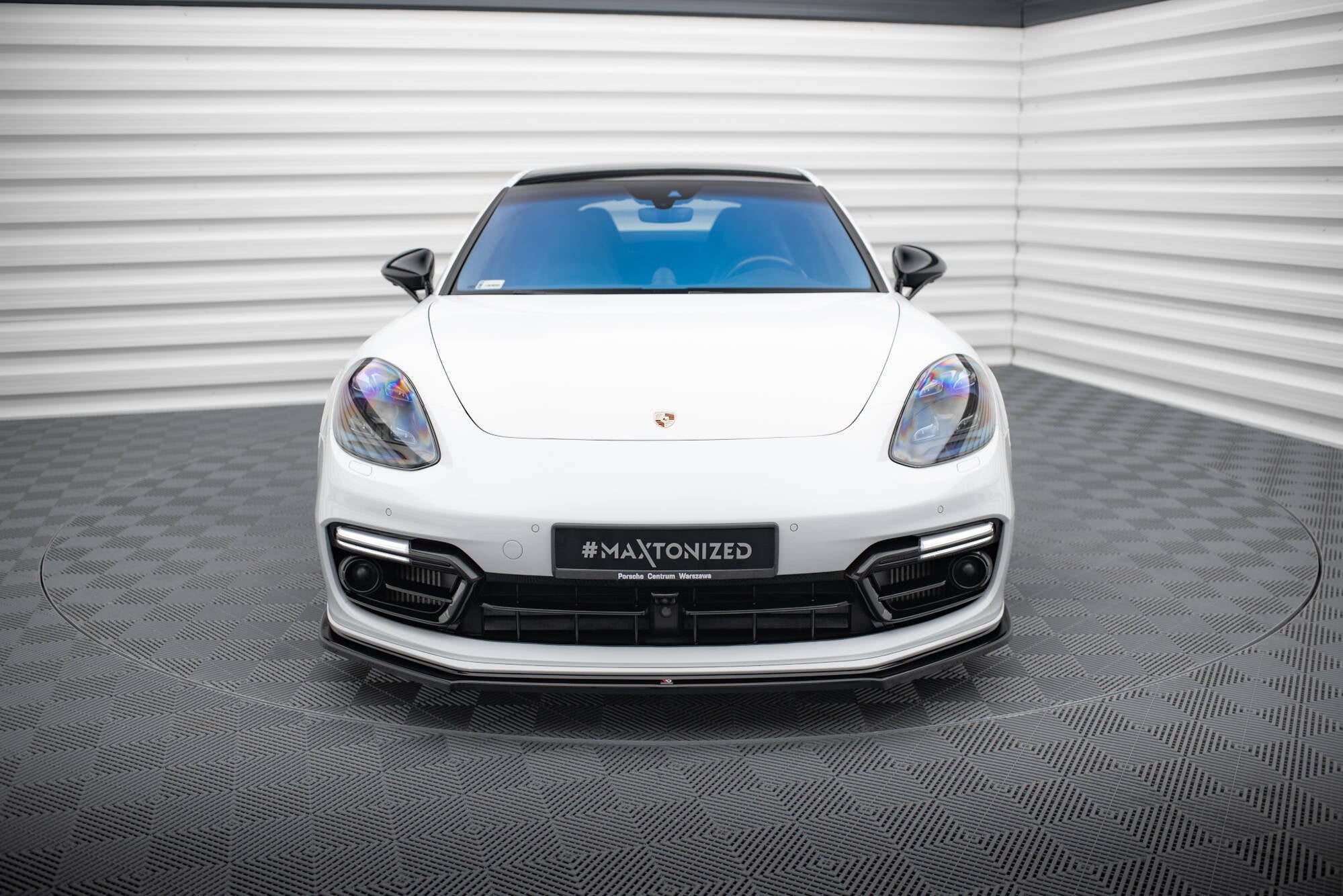 Prelungire splitter bara fata Porsche Panamera Turbo GTS 971 2016- v1 - Maxton Design