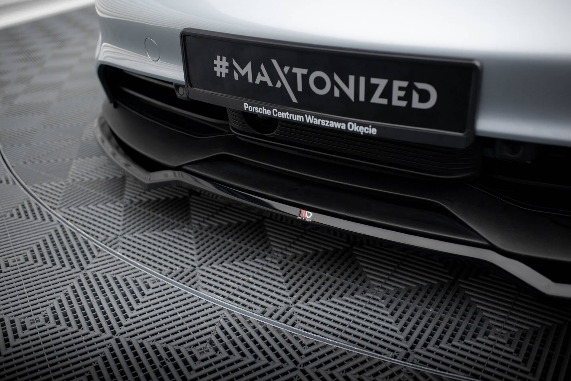 Prelungire splitter bara fata Porsche Taycan Taycan 4 Taycan 4S Taycan GTS Mk1 2019- v1 - Maxton Design