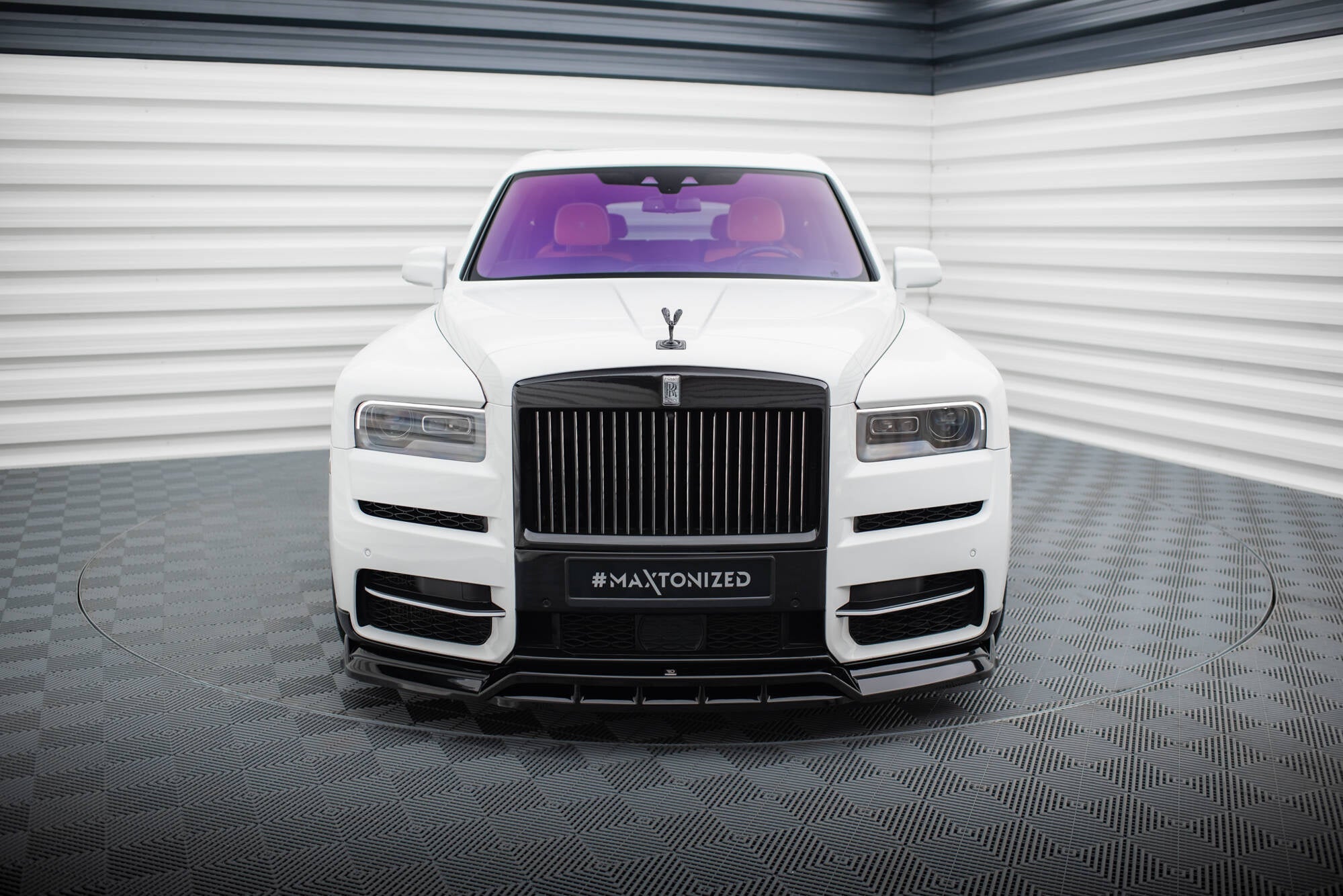 Prelungire splitter bara fata Rolls Royce Cullinan 2018- v1 - Maxton Design