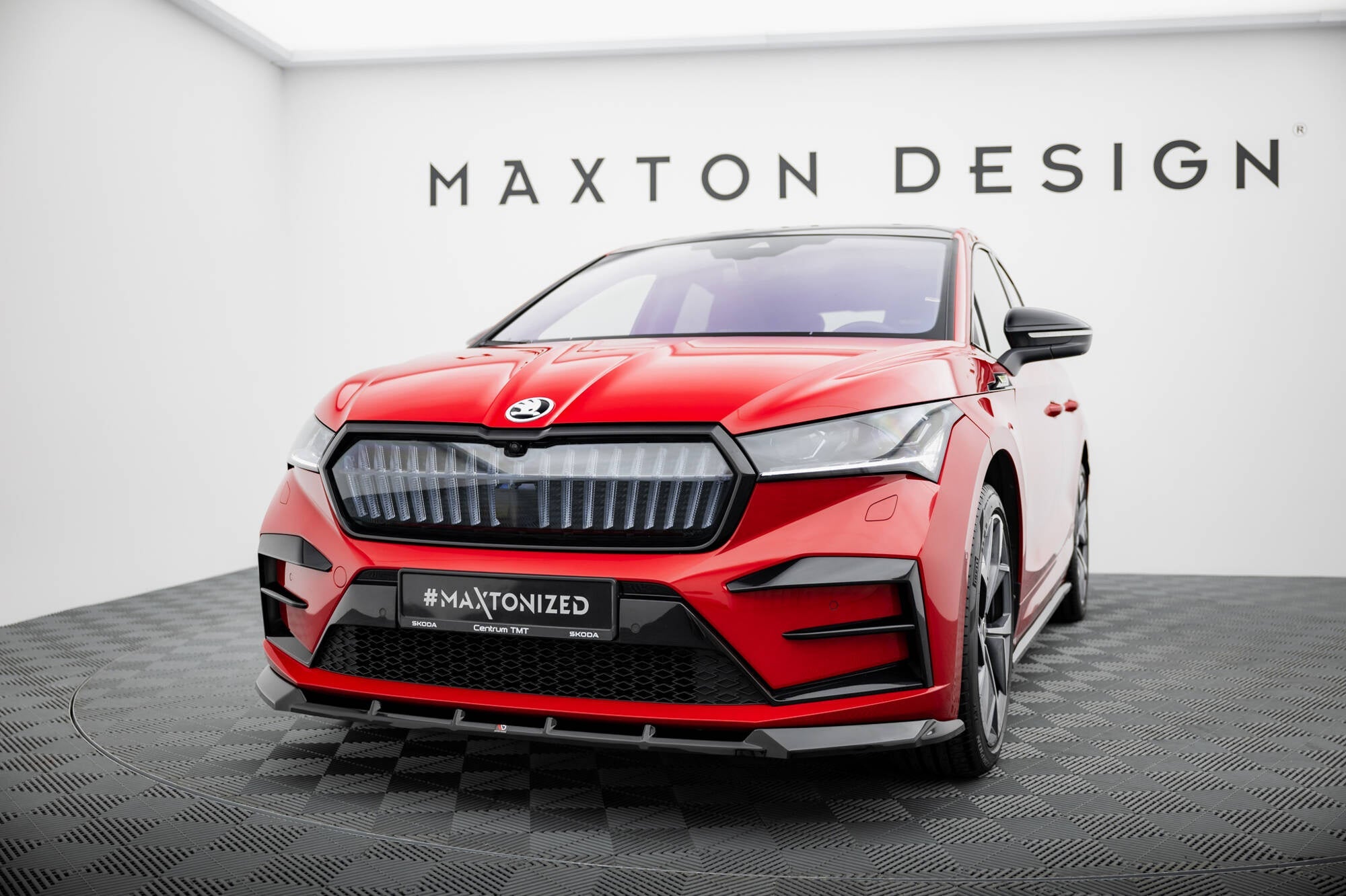 Prelungire splitter bara fata Skoda Enyaq Coupe iV 2022- v4 - Maxton Design