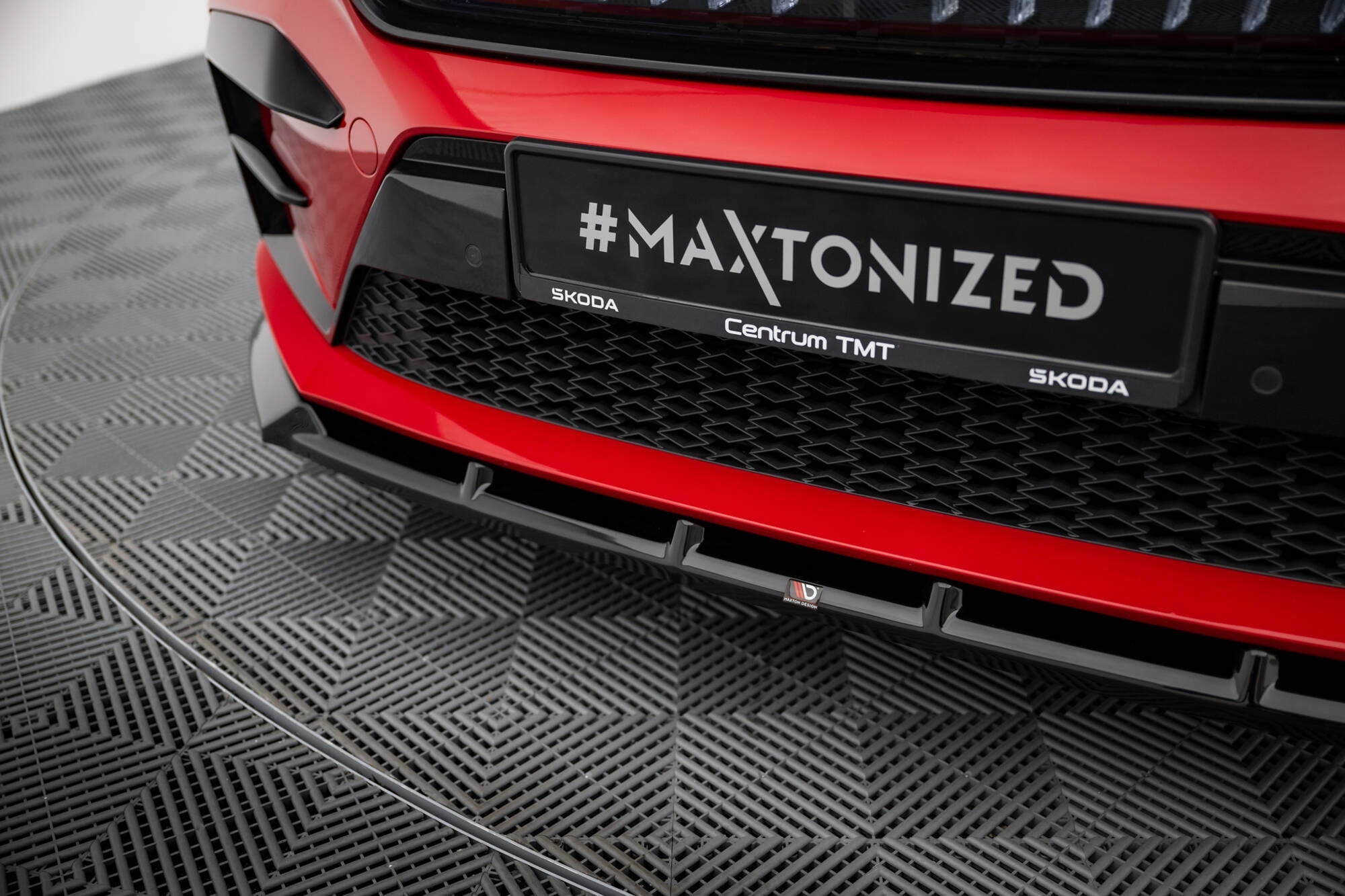 Prelungire splitter bara fata Skoda Enyaq Coupe iV 2022- v4 - Maxton Design