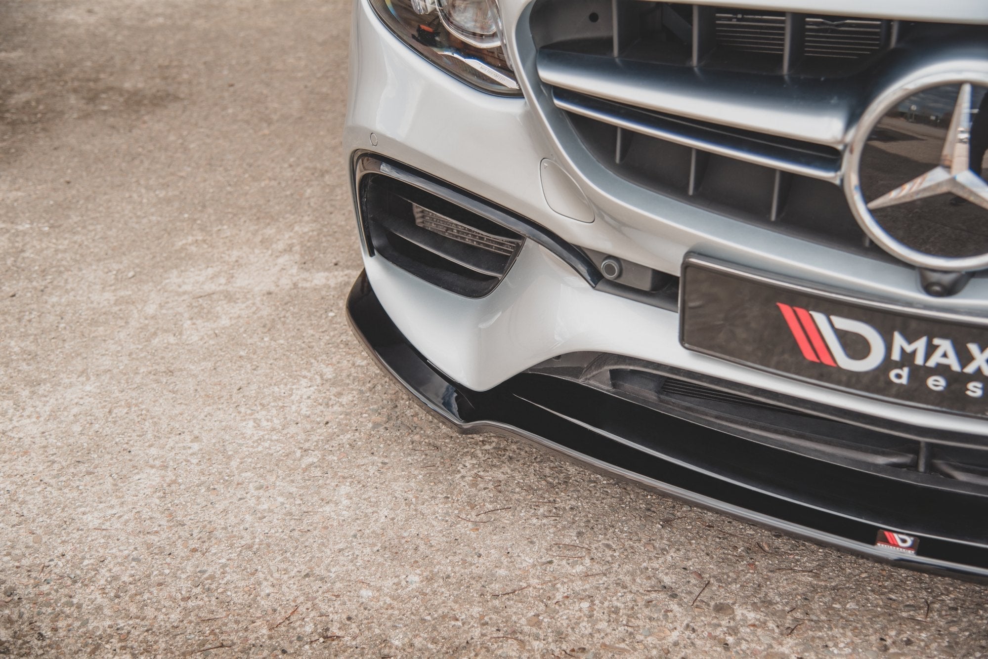 Prelungire splitter bara fata Mercedes E Class W213 S123 E63 Amg Estate Sedan 2017- v4 - Maxton Design