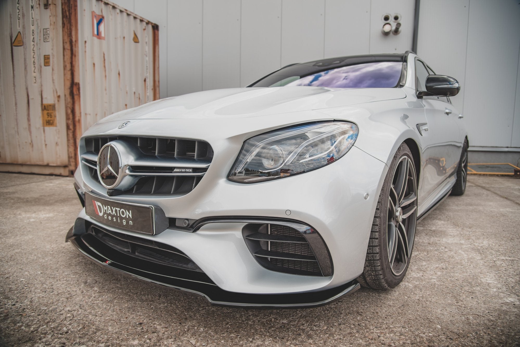 Prelungire splitter bara fata Mercedes E Class W213 S123 E63 Amg Estate Sedan 2017- v4 - Maxton Design