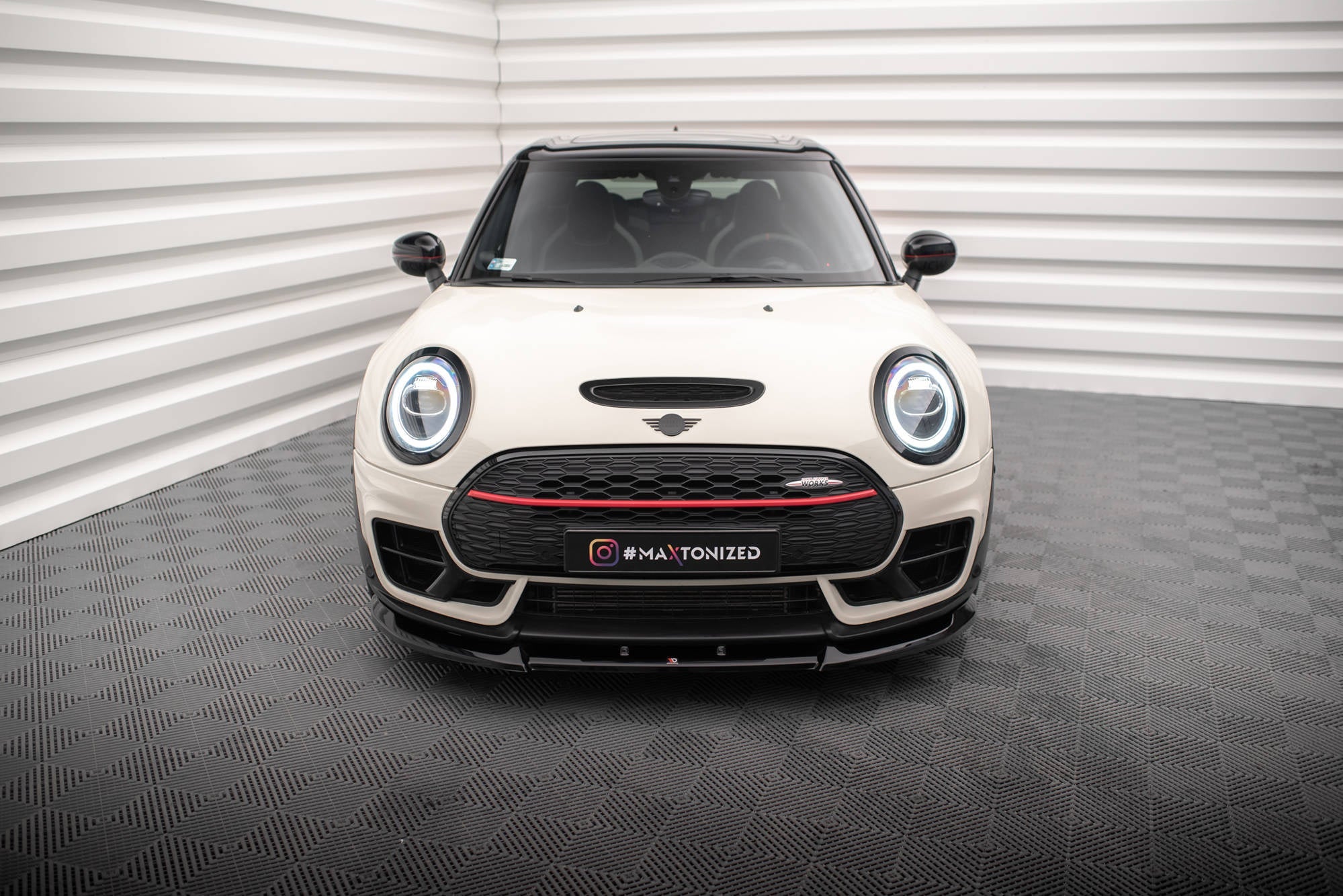 Prelungire splitter bara fata Mini Cooper Clubman John Cooper Works F54 Facelift 2019- v4 - Maxton Design