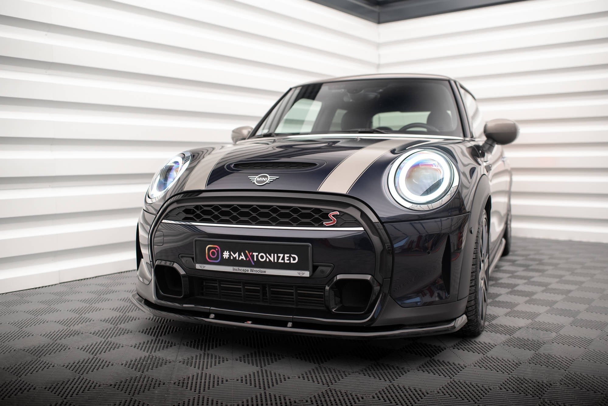 Prelungire splitter bara fata Mini Cooper S F56 Facelift 2022- v3 - Maxton Design