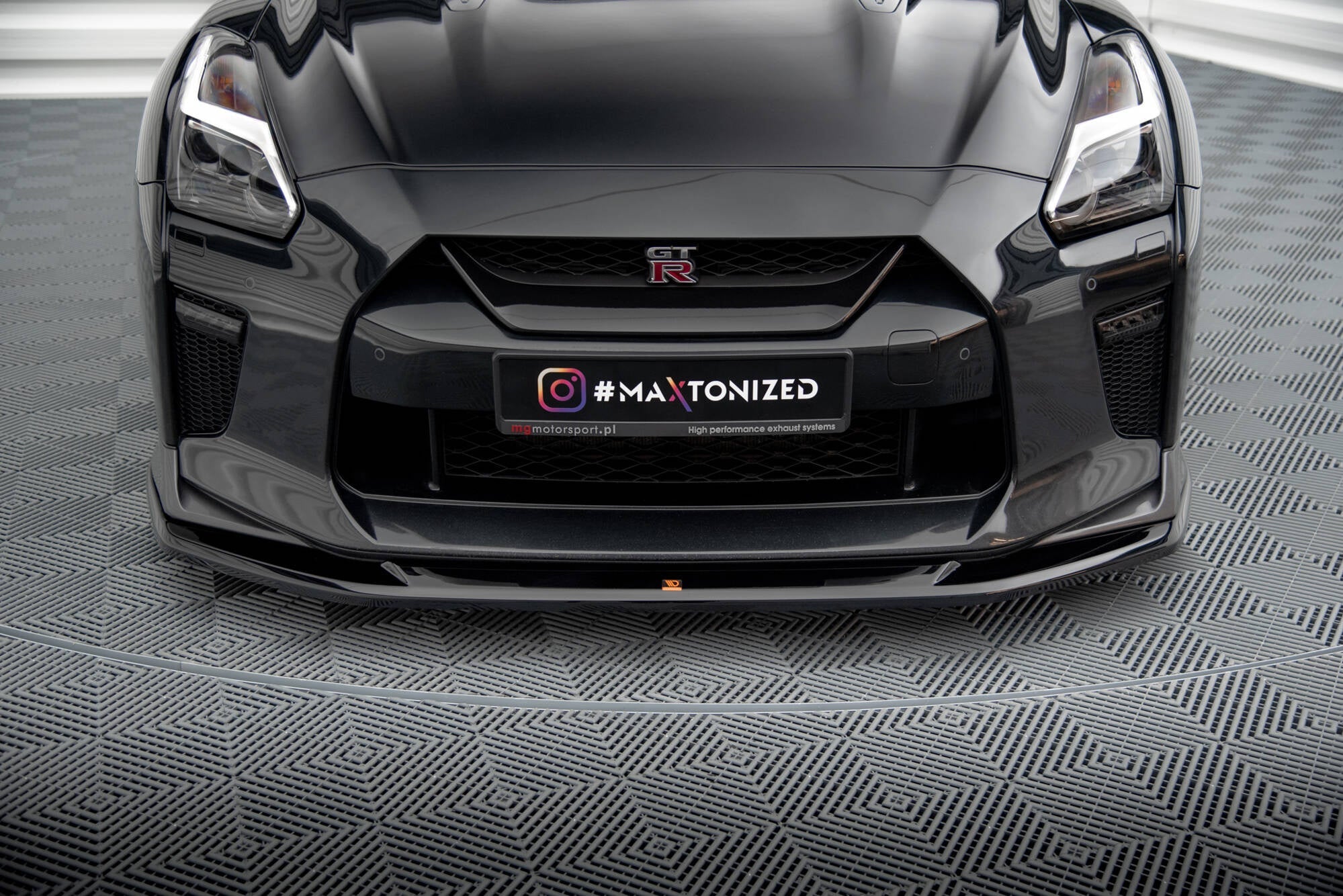 Prelungire splitter bara fata Nissan GTR R35 Facelift 2016-2022 v4 - Maxton Design
