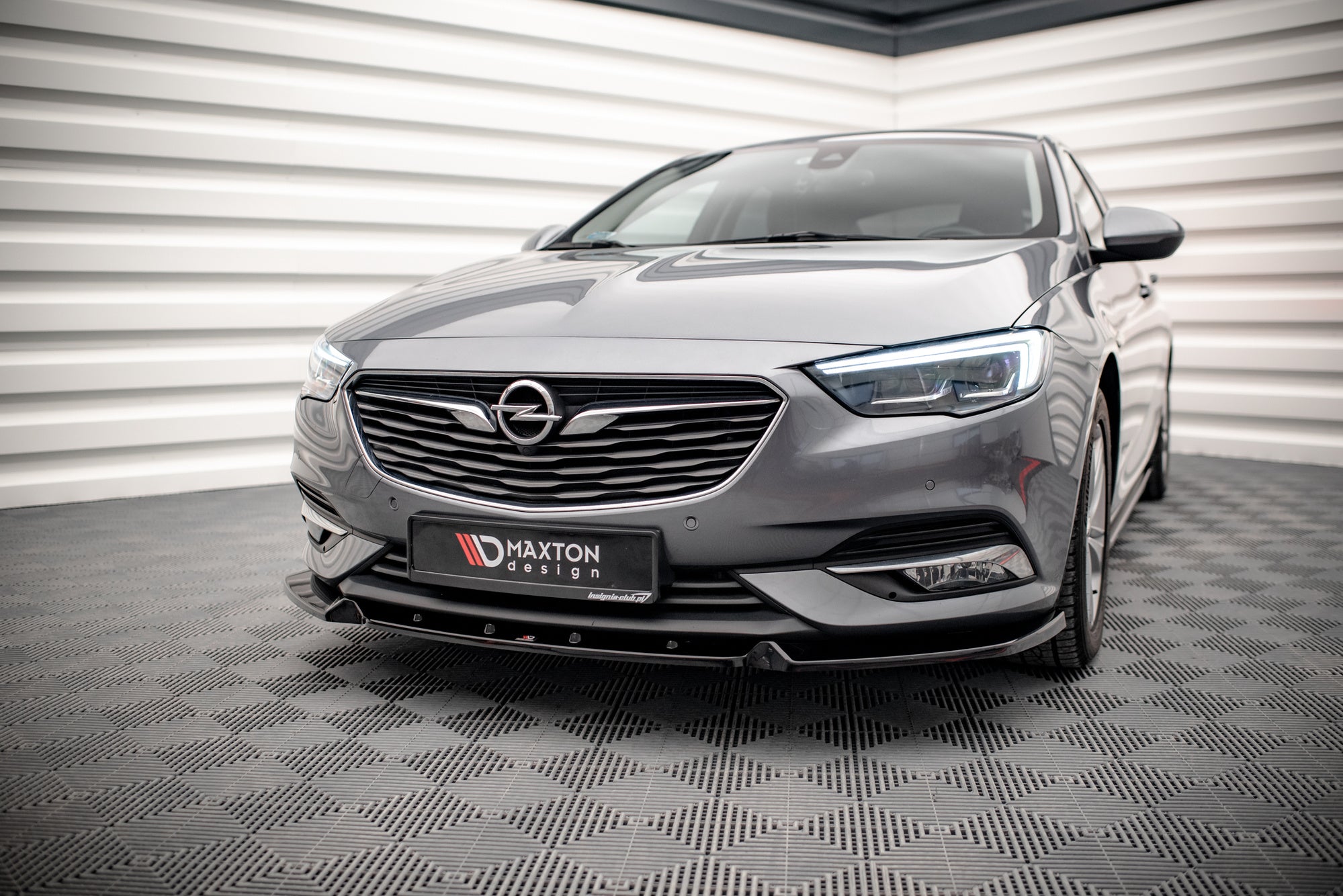 Prelungire splitter bara fata Opel Insignia Mk2 2017- v1 - Maxton Design