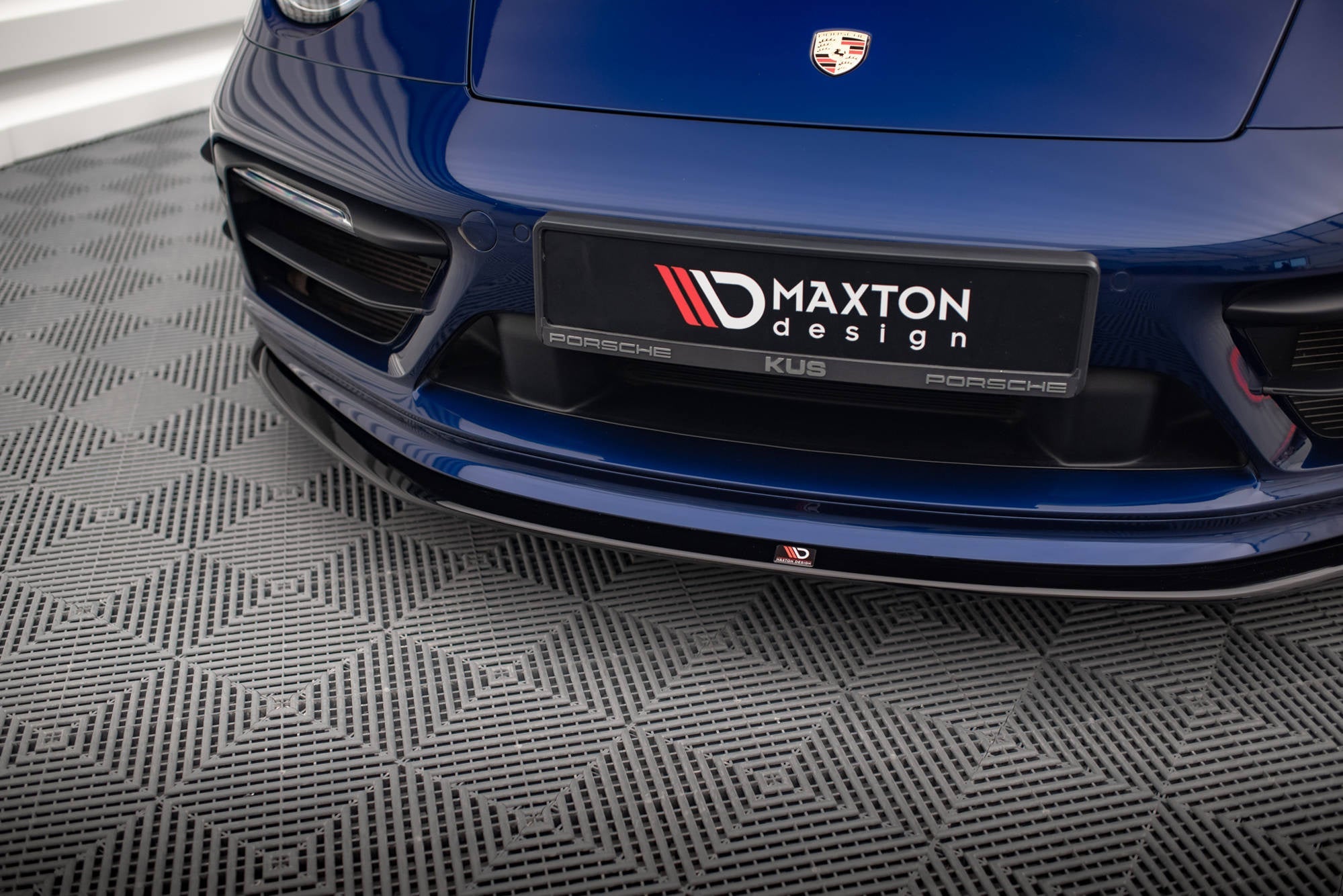 Prelungire splitter bara fata Porsche 911 Carrera Aero 992 2019- v2 - Maxton Design
