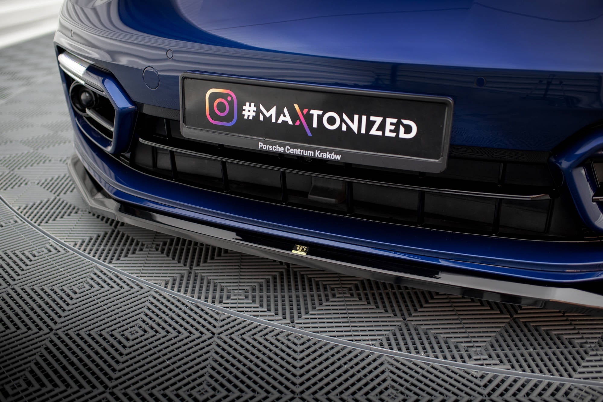 Prelungire splitter bara fata Porsche Panamera E-Hybrid 971 Facelift 2020- v4 - Maxton Design