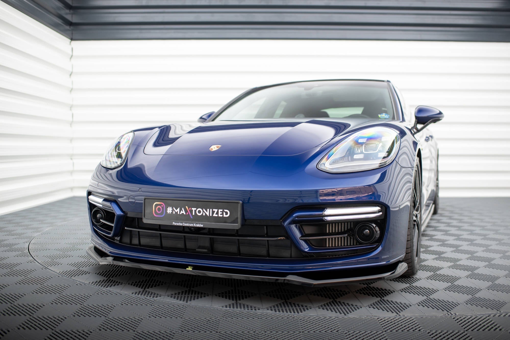 Prelungire splitter bara fata Porsche Panamera E-Hybrid 971 Facelift 2020- v4 - Maxton Design