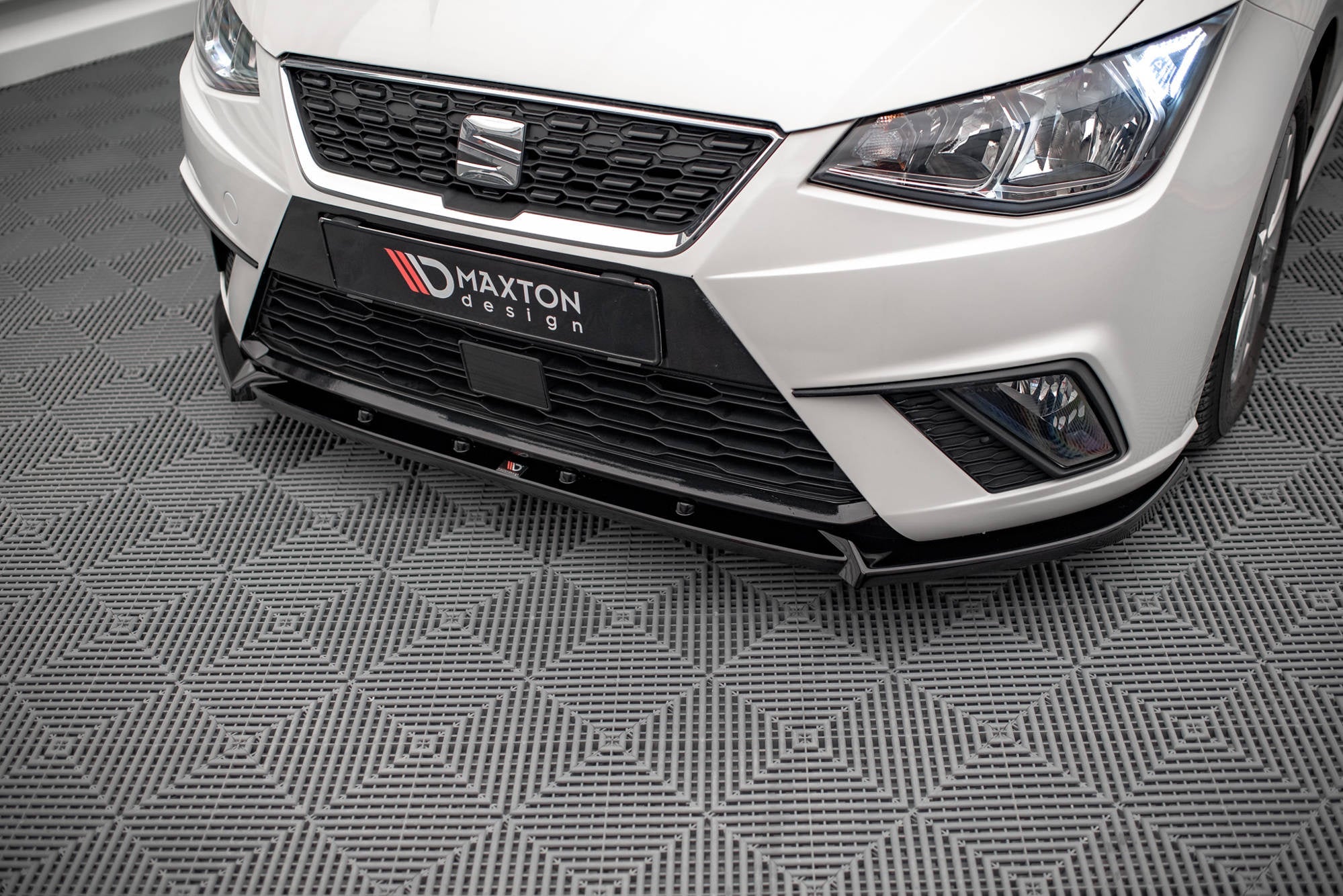 Prelungire splitter bara fata Seat Ibiza Mk5 2017-2021 v1 - Maxton Design