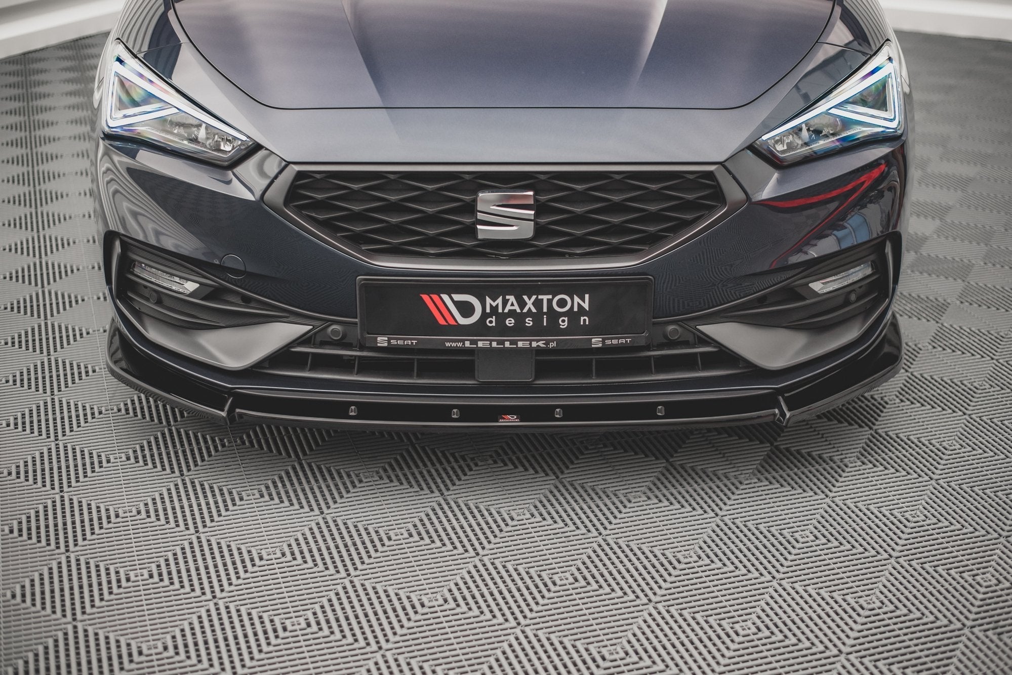 Prelungire splitter bara fata Seat Leon FR Mk4 2020- v10 - Maxton Design