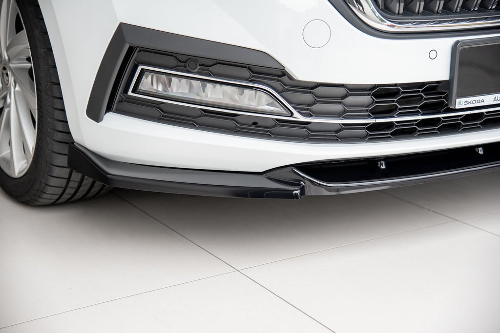 Prelungire splitter bara fata Skoda Octavia Mk4 2019- v1 - Maxton Design