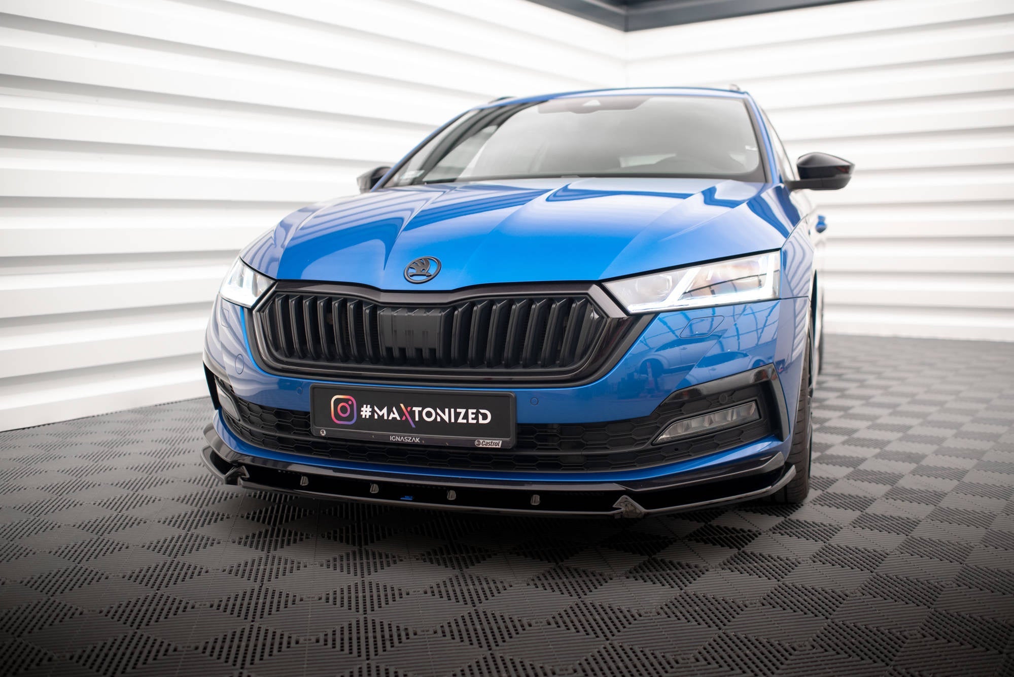 Prelungire splitter bara fata Skoda Octavia Sportline Mk4 2019- v20 - Maxton Design