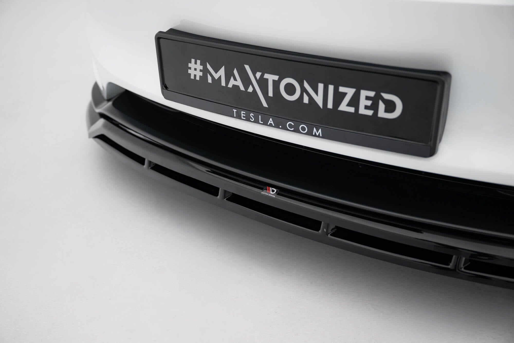 Prelungire splitter bara fata Tesla Model 3 Performance Mk1 Facelift 2023- v6 - Maxton Design