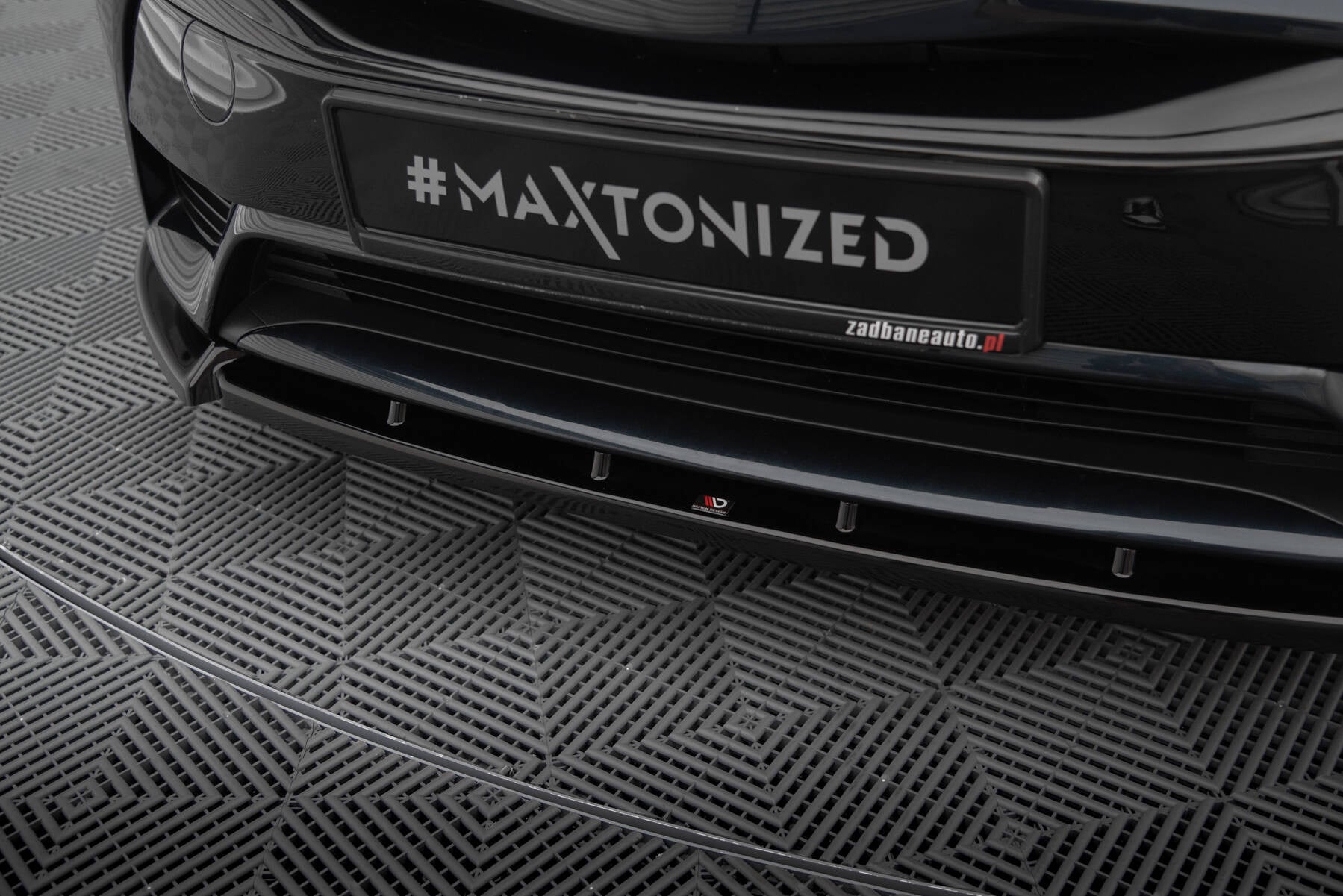 Prelungire splitter bara fata Toyota Avensis Mk3 Facelift 2015-2018 v1 - Maxton Design