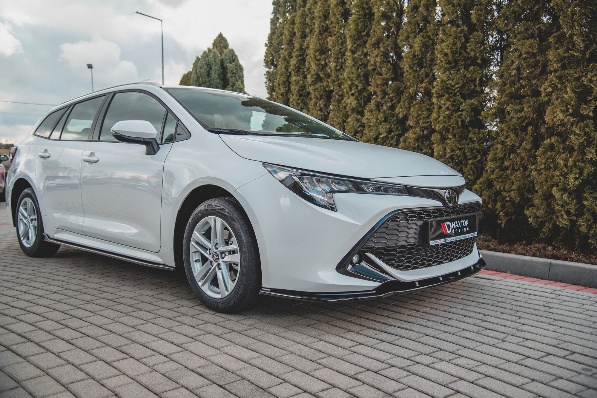 Prelungire splitter bara fata Toyota Corolla XII Touring Sports Hatchback 2019- v2 - Maxton Design