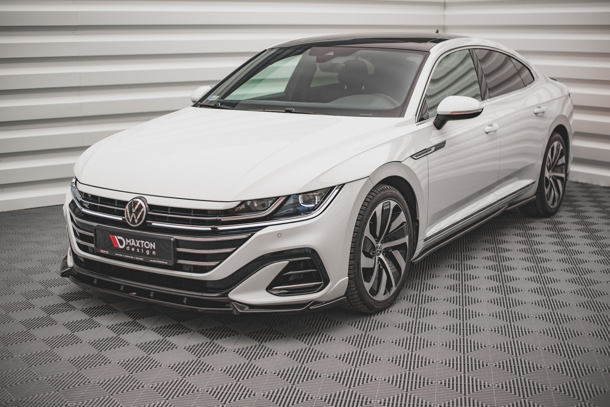 Prelungire splitter bara fata Volkswagen Arteon R-Line Facelift 2020- v7 - Maxton Design