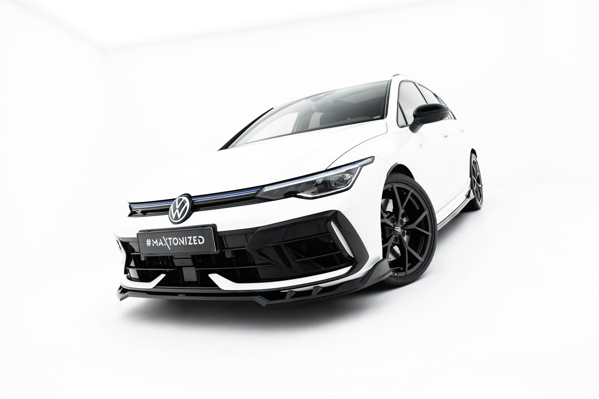 Prelungire splitter bara fata Volkswagen Golf R Mk8 Hatchback Variant Facelift 2024- v46 - Maxton Design