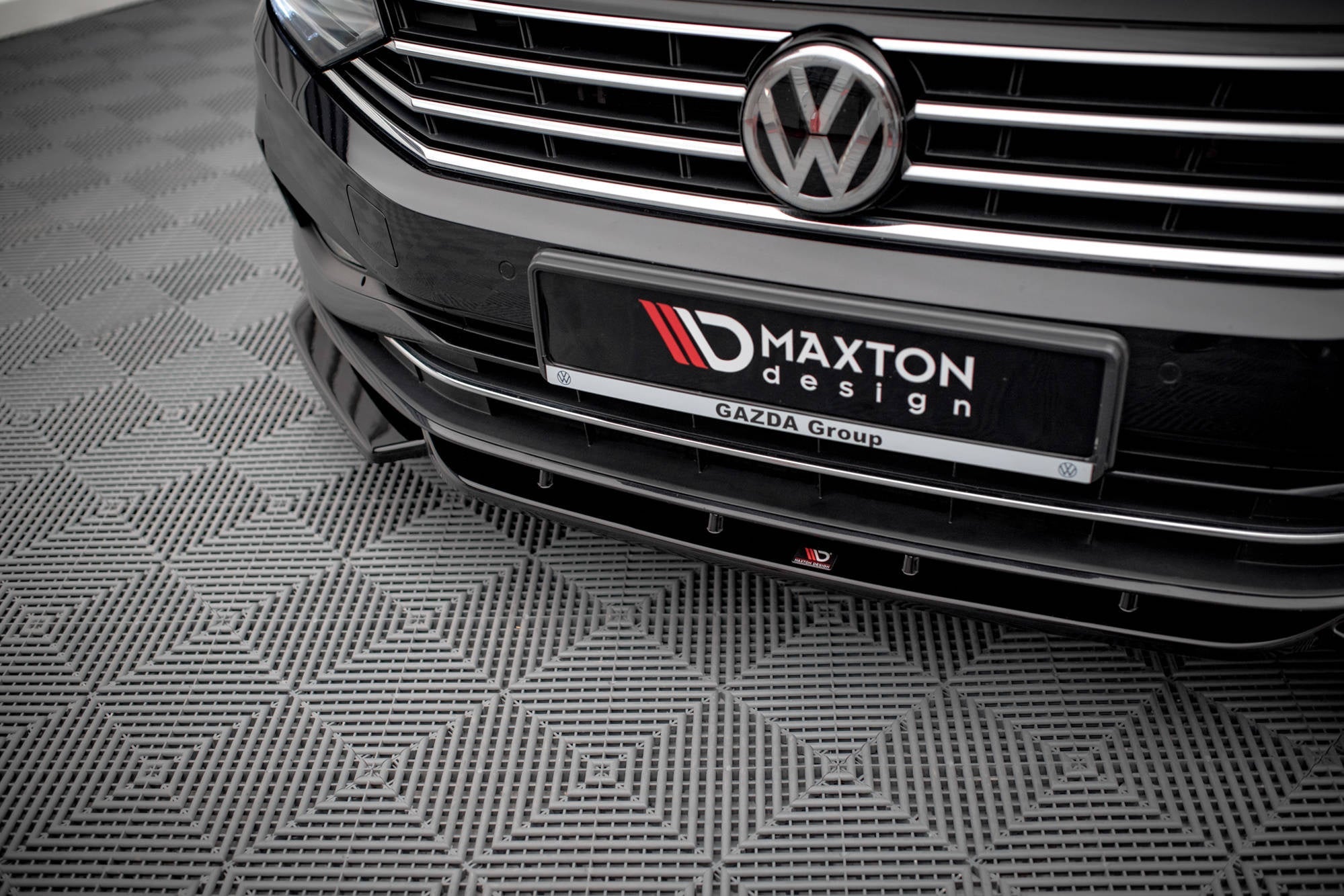 Prelungire splitter bara fata Volkswagen Passat B8 Facelift 2019- v13 - Maxton Design