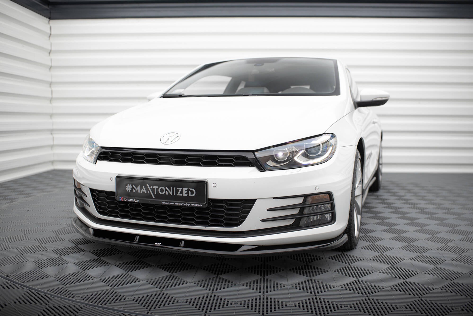 Prelungire splitter bara fata Volkswagen Scirocco Mk3 Facelift 2014-2017 v15 - Maxton Design