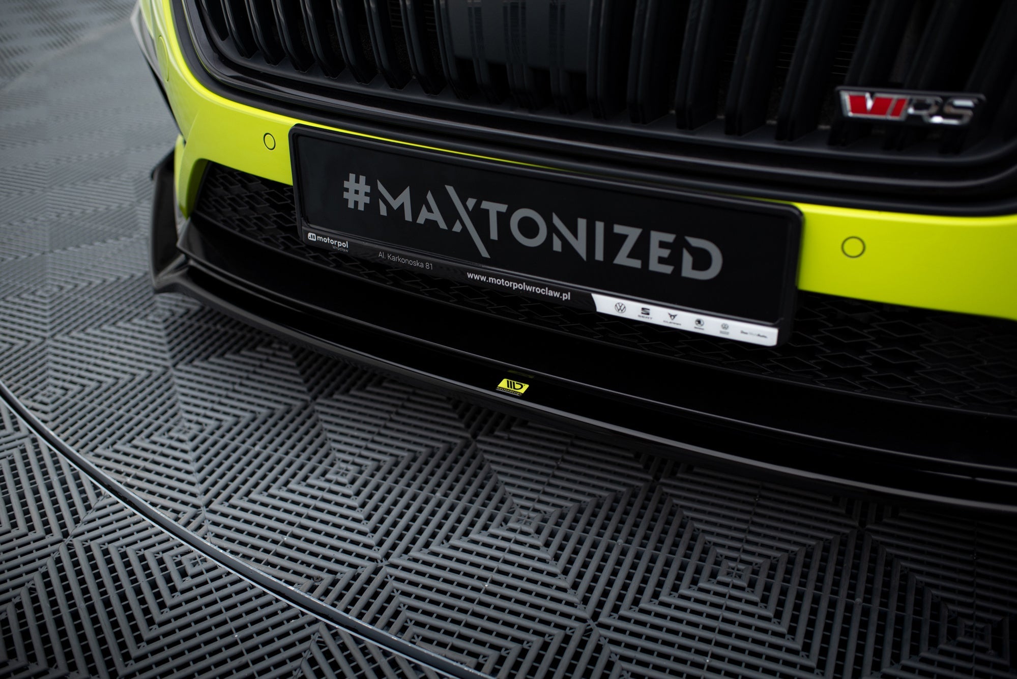 Prelungire splitter bara fata si flapsuri Skoda Octavia RS Mk4 2020- v12 - Maxton Design