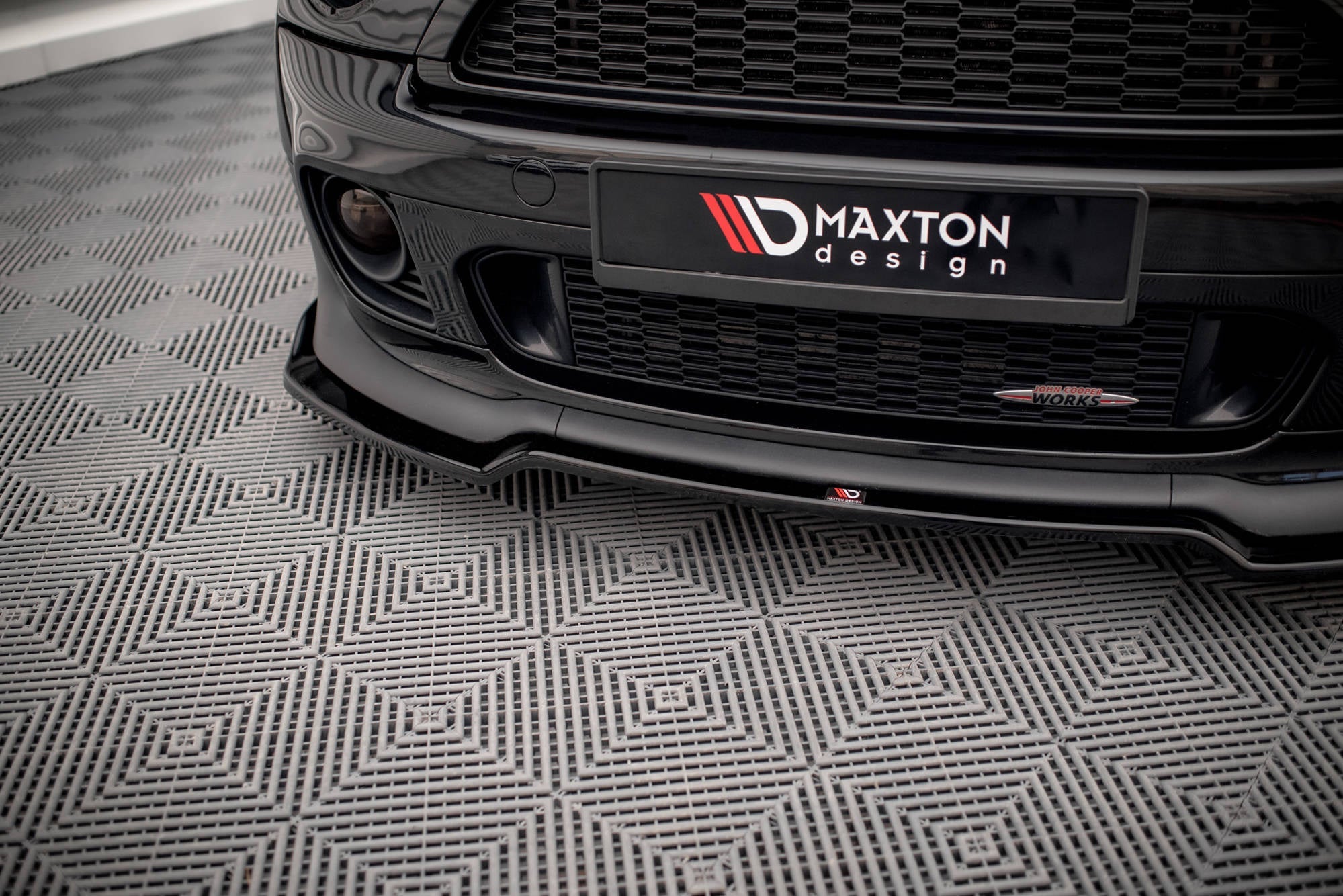 Prelungire splitter bara fata Mini Cooper John Cooper Works R56 2006-2010 v5 - Maxton Design