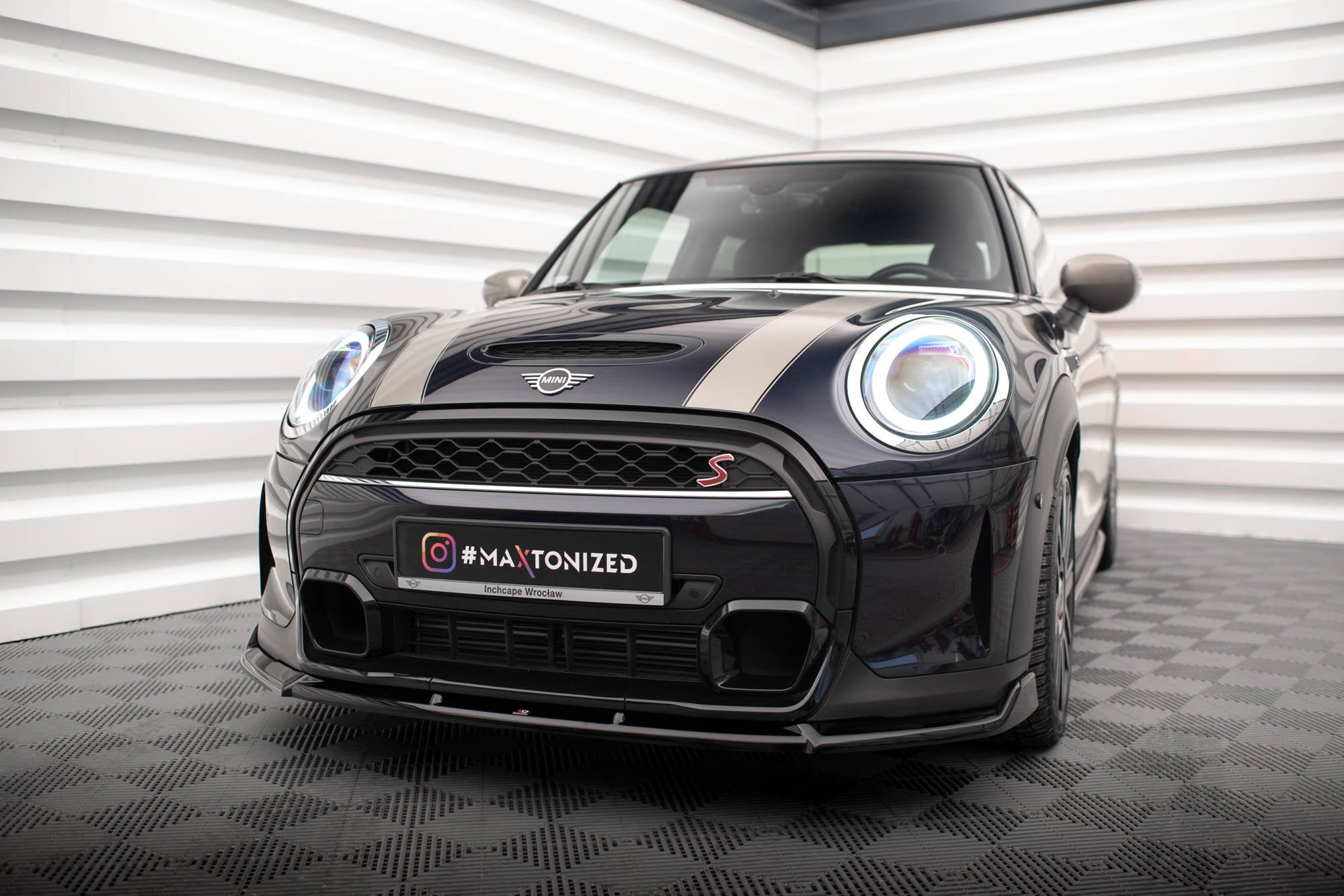Prelungire splitter bara fata Mini Cooper S F56 Facelift 2022- v4 - Maxton Design