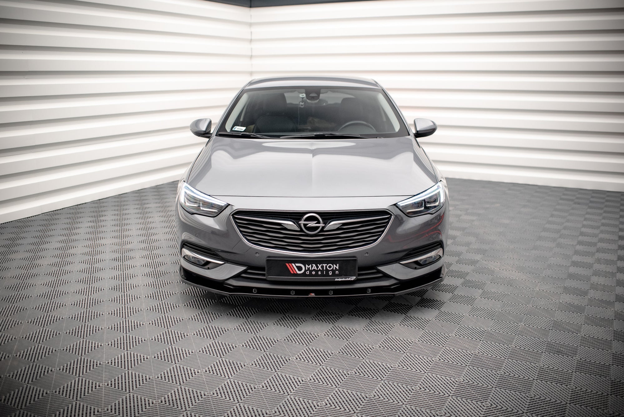 Prelungire splitter bara fata Opel Insignia Mk2 2017- v2 - Maxton Design