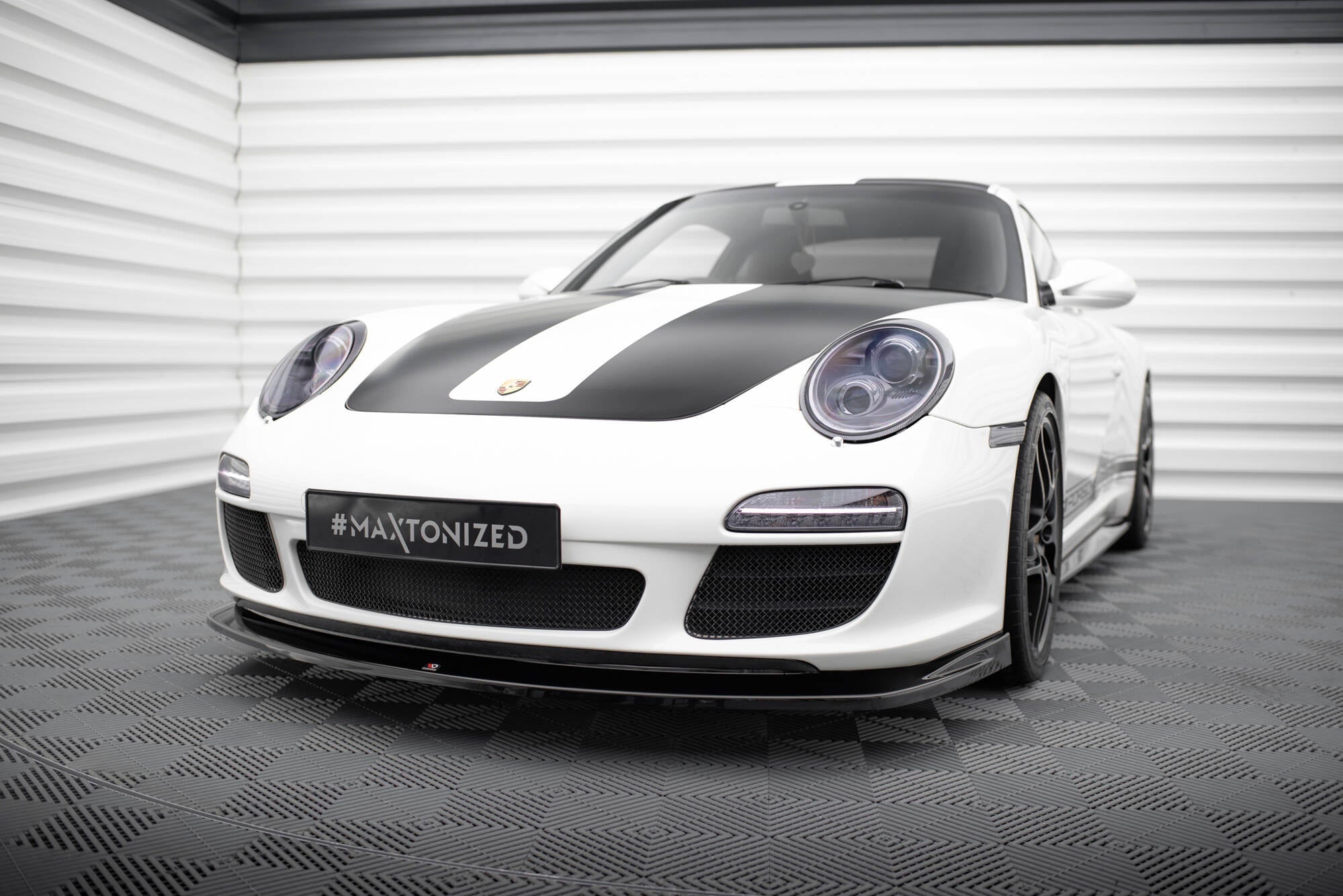 Prelungire splitter bara fata Porsche 911 Carrera 997 Facelift 2009-2011 v6 - Maxton Design