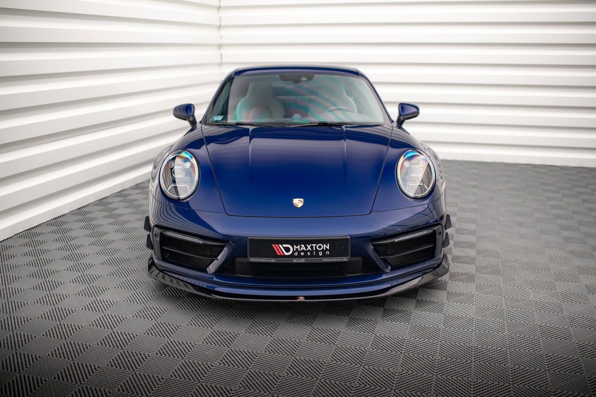 Prelungire splitter bara fata Porsche 911 Carrera Aero 992 2019- v3 - Maxton Design