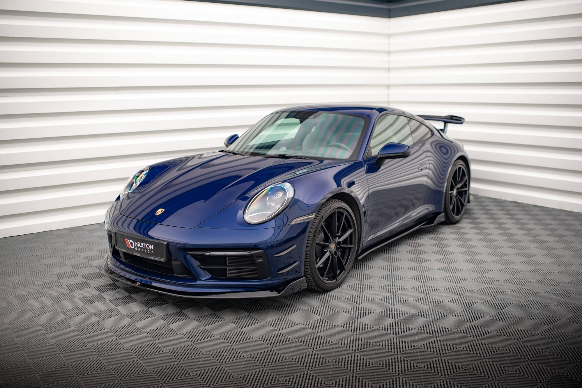 Prelungire splitter bara fata Porsche 911 Carrera Aero 992 2019- v3 - Maxton Design