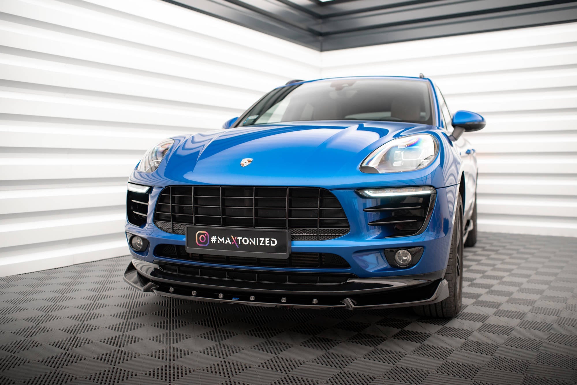 Prelungire splitter bara fata Porsche Macan Mk1 2014-2018 v4 - Maxton Design