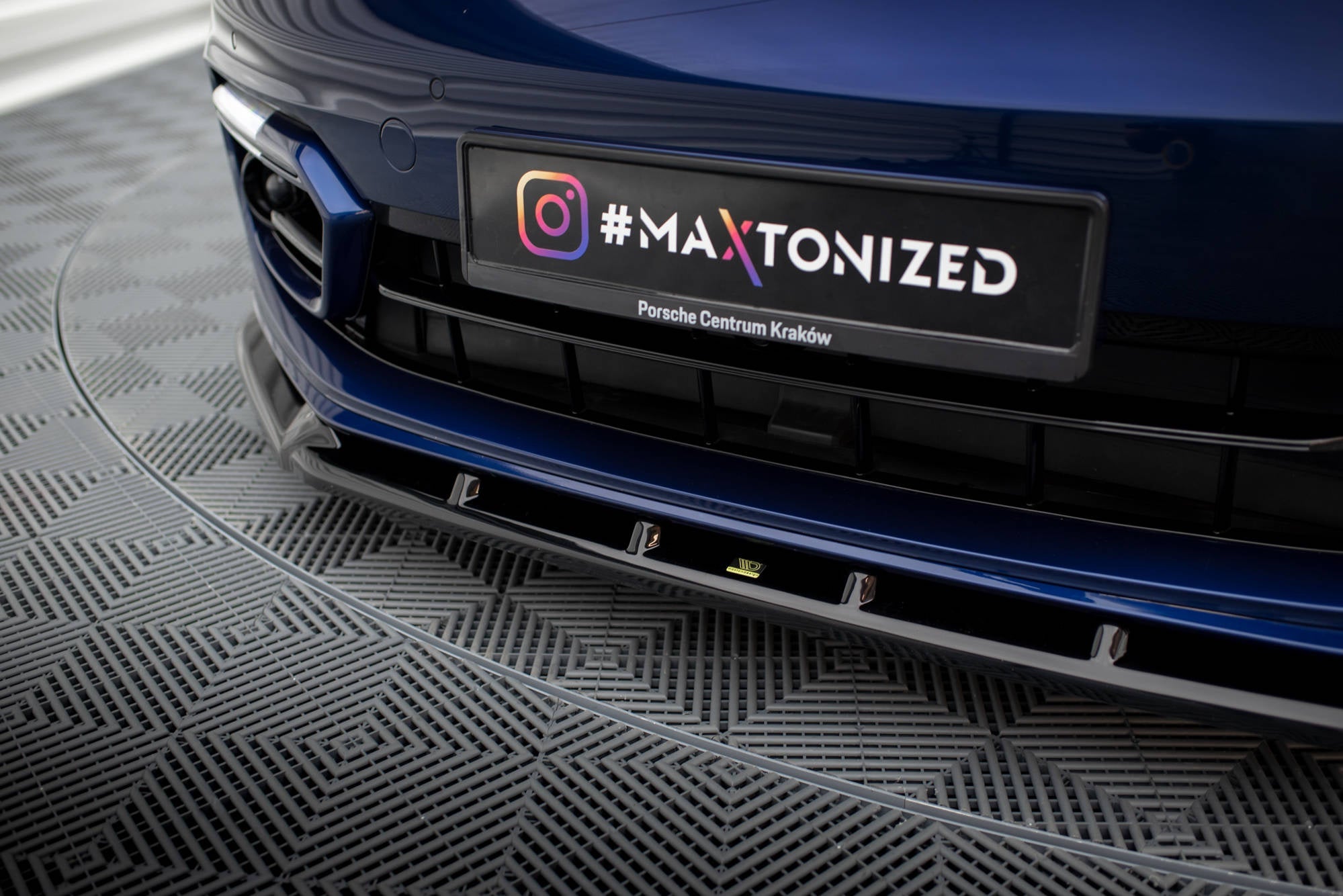 Prelungire splitter bara fata Porsche Panamera E-Hybrid 971 Facelift 2020- v5 - Maxton Design