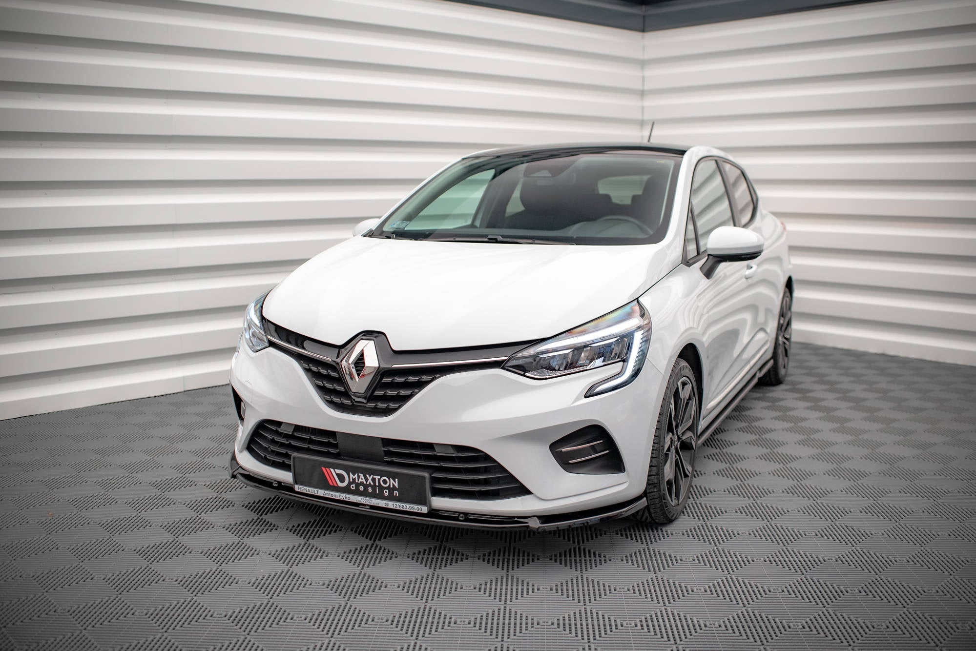 Prelungire splitter bara fata Renault Clio Mk5 2019- v2 - Maxton Design