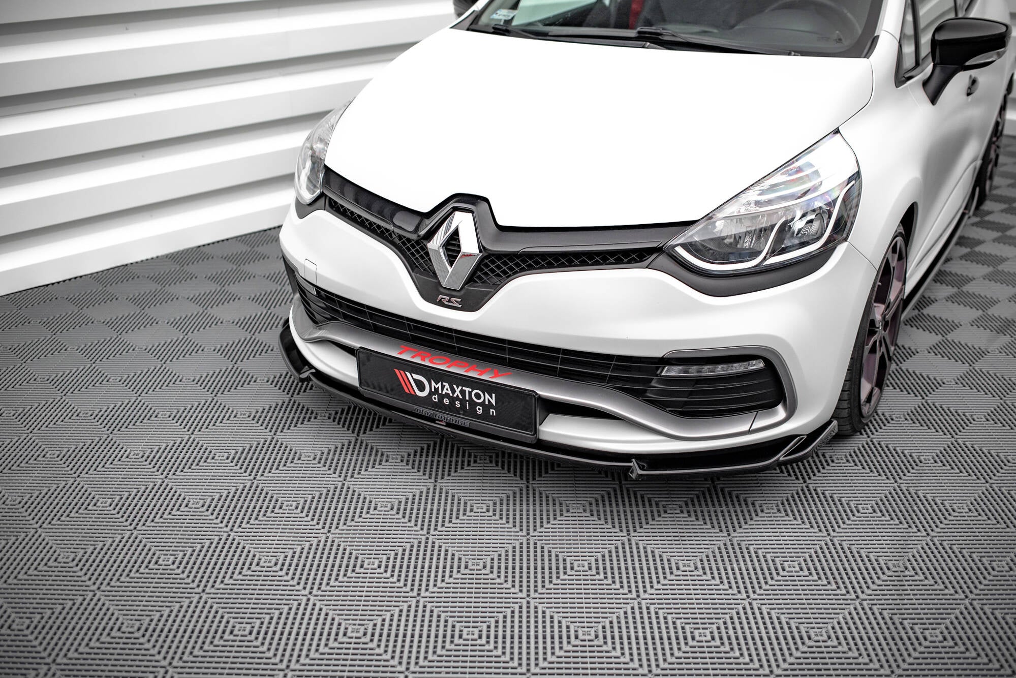 Prelungire splitter bara fata Renault Clio RS Mk4 2013-2019 v4 - Maxton Design