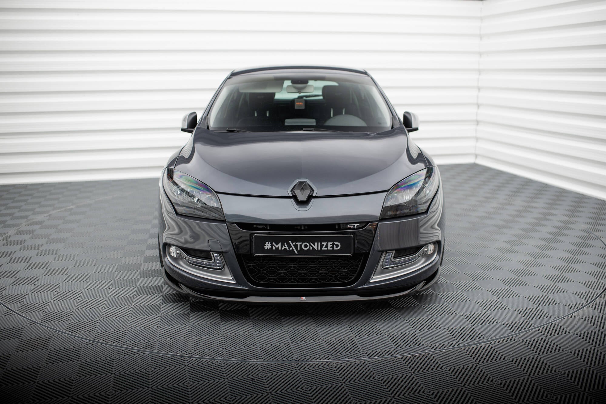 Prelungire splitter bara fata Renault Megane GT Mk3 Facelift 2012-2013 v7 - Maxton Design
