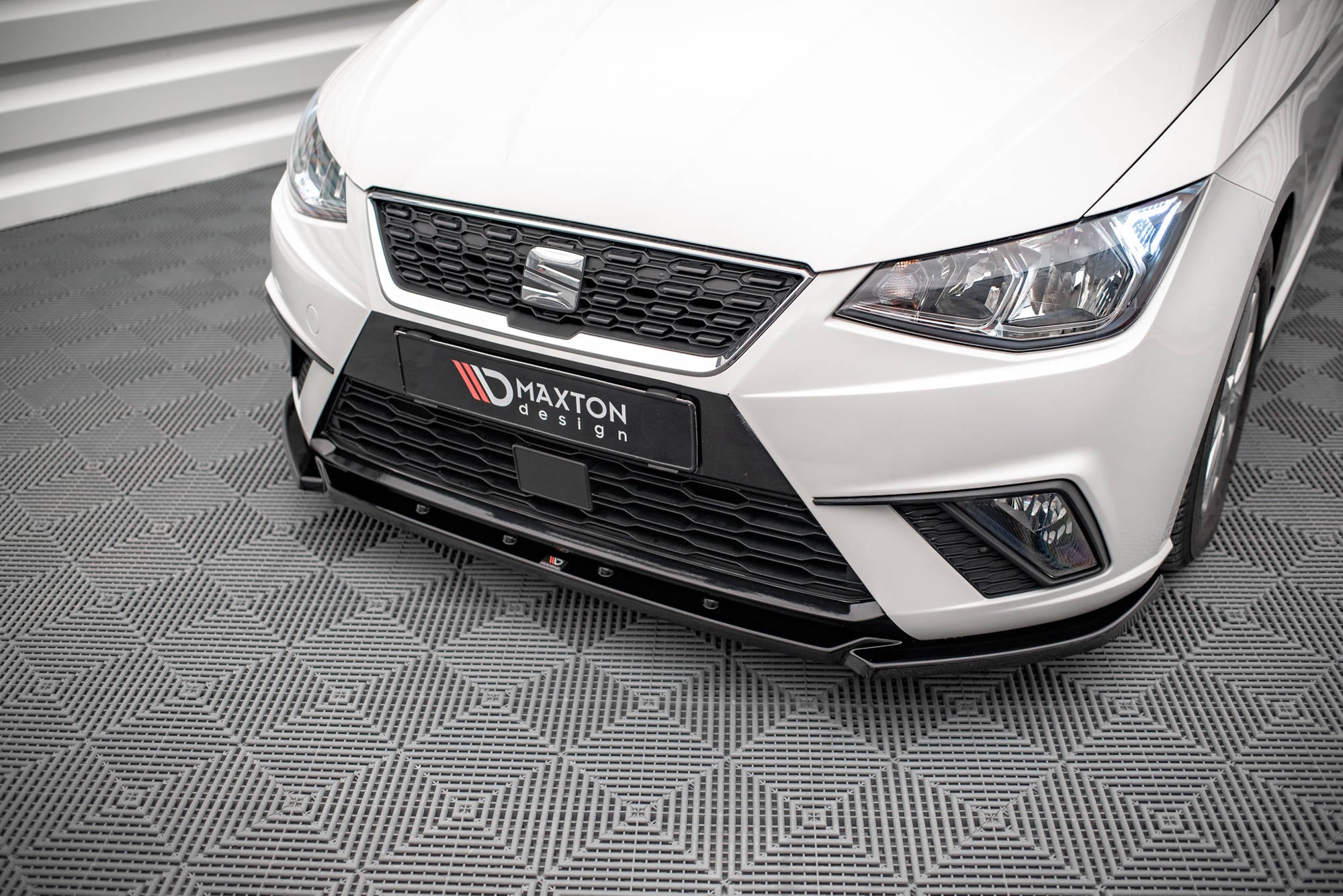 Prelungire splitter bara fata Seat Ibiza Mk5 2017-2021 v2 - Maxton Design