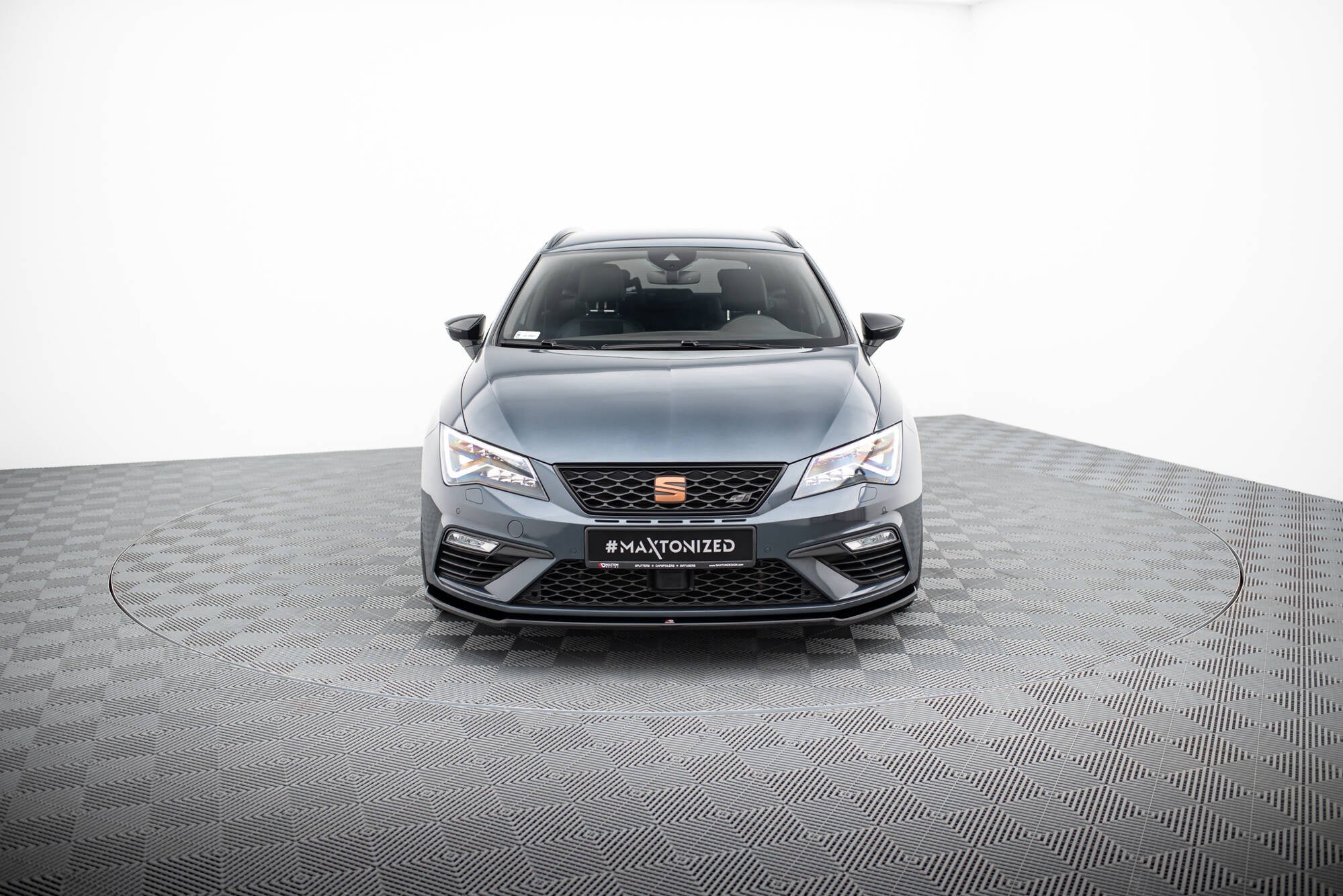 Prelungire splitter bara fata Seat Leon 5F Mk3 Cupra FR Facelift 2017-2020 v4 - Maxton Design