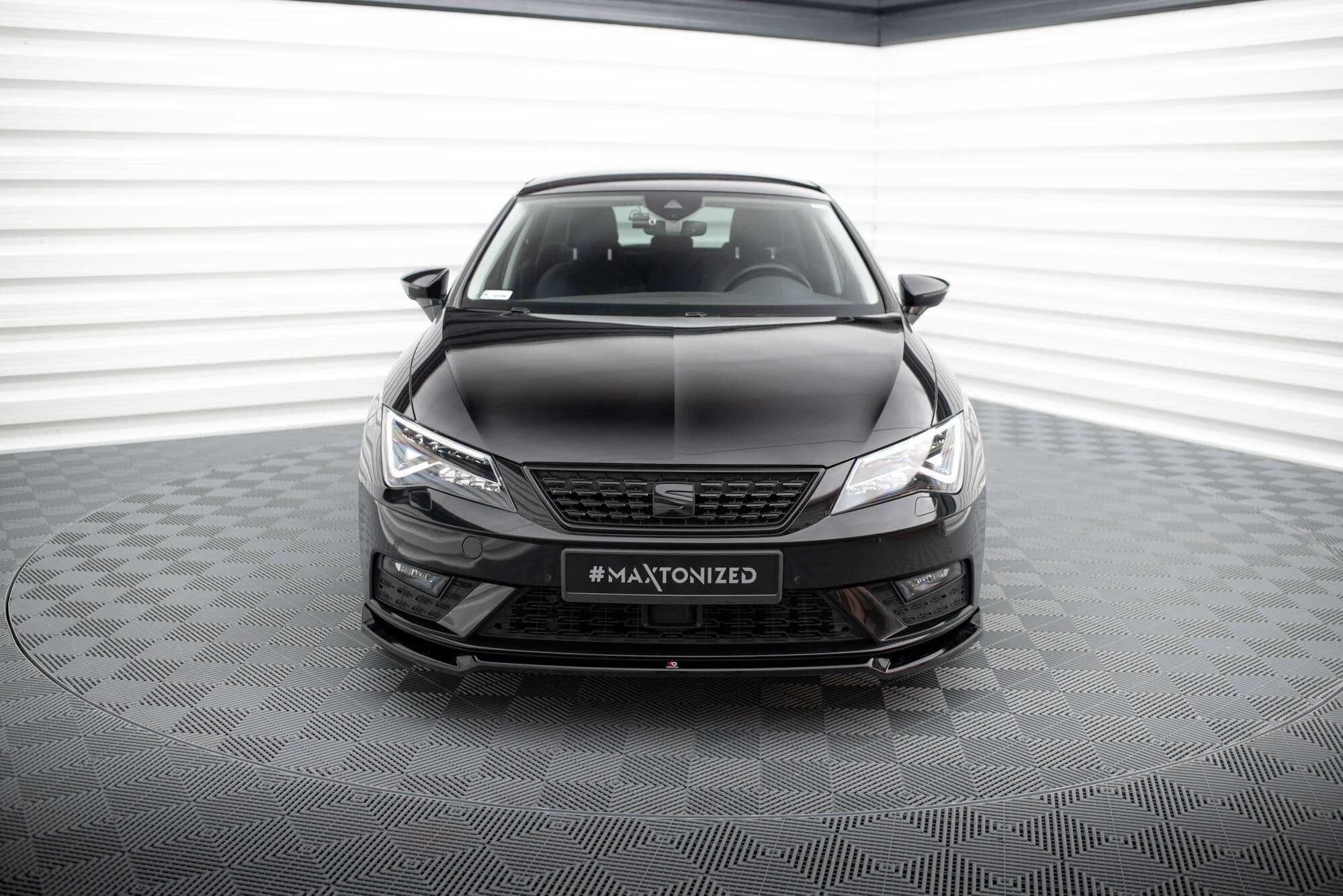Prelungire splitter bara fata Seat Leon Mk3 Facelift 2016-2020 v15 - Maxton Design