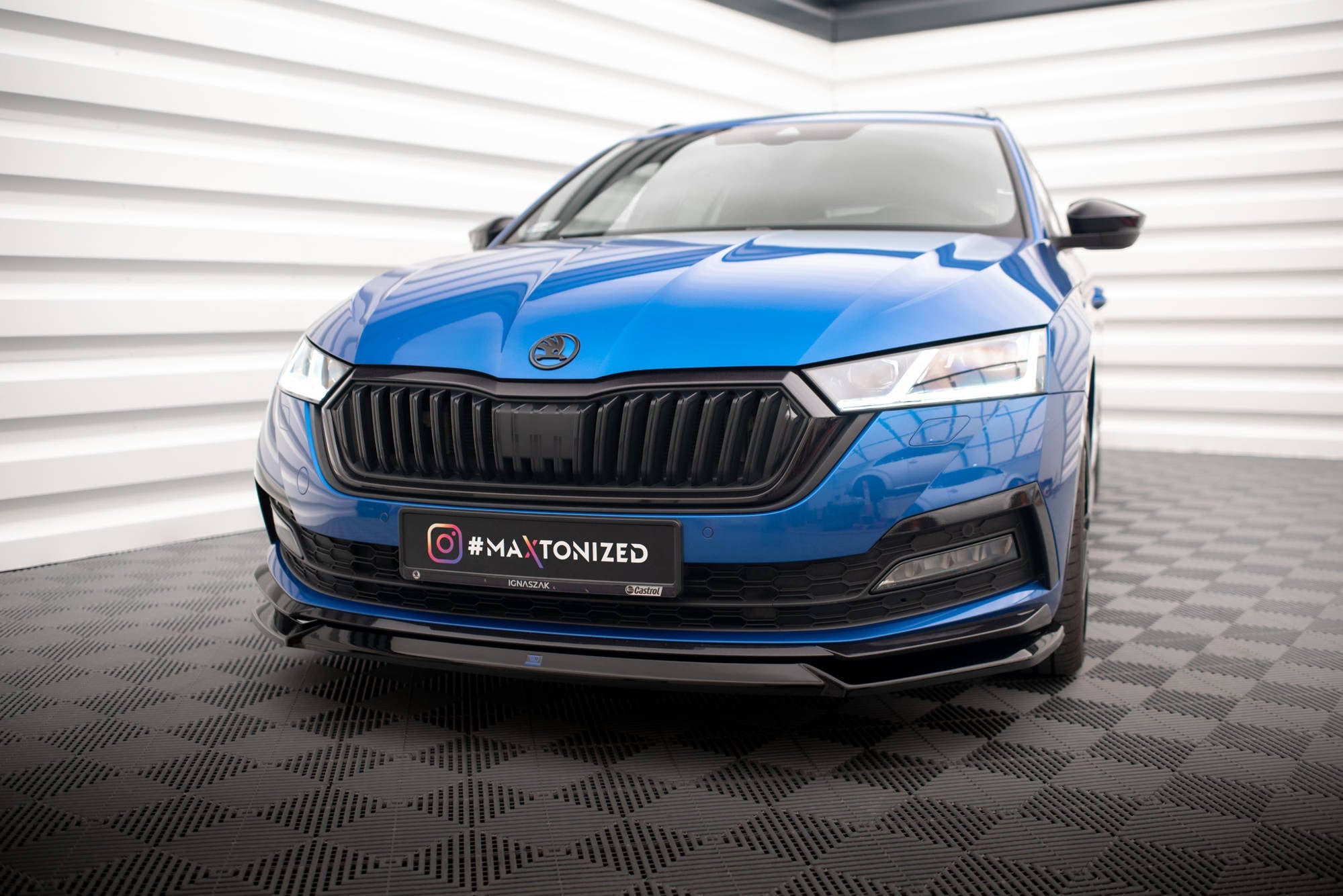 Prelungire splitter bara fata Skoda Octavia Sportline Mk4 2019- v21 - Maxton Design